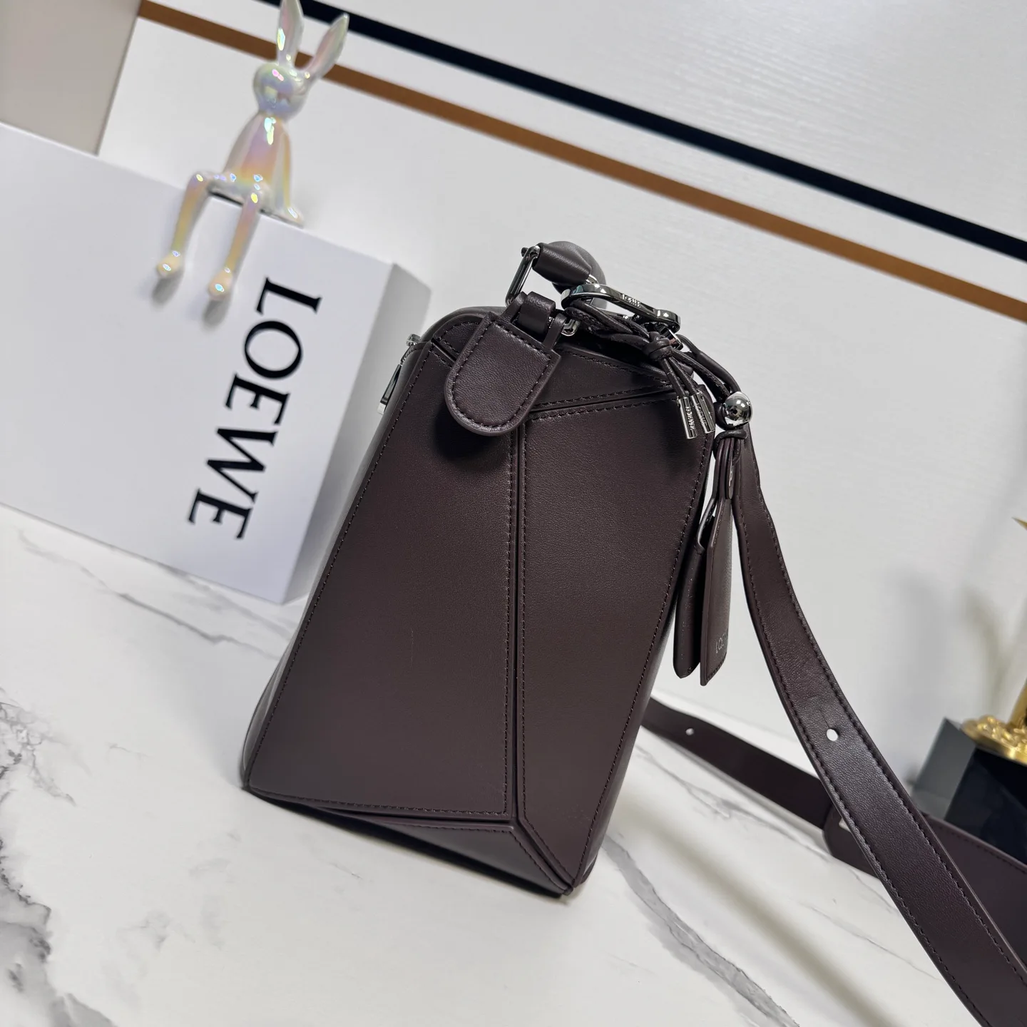 Классические Сумки Женские Loewe 18030351