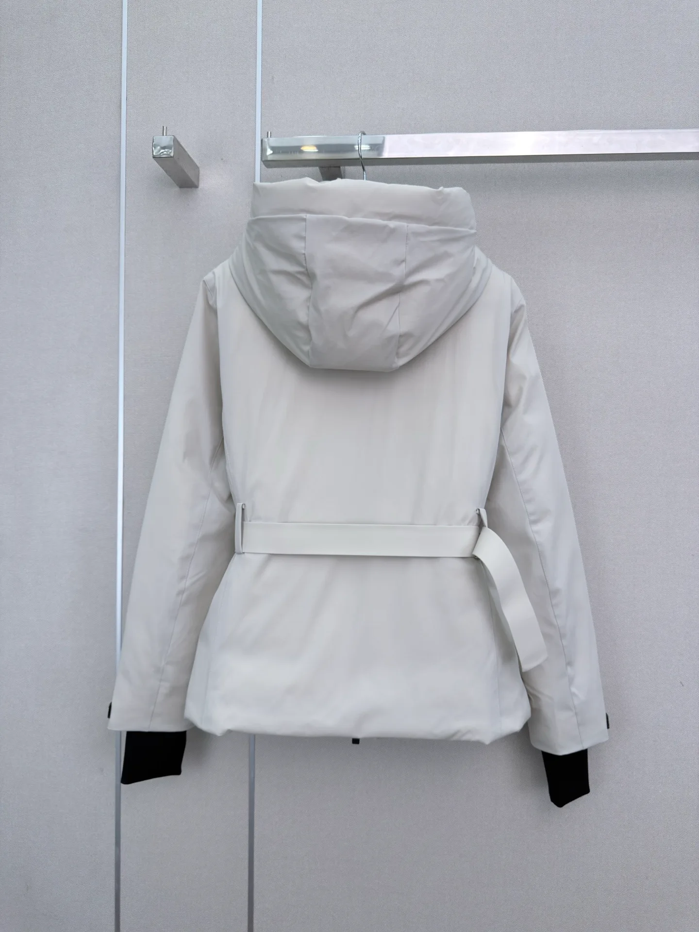 Куртки И Пуховики Женские Prada 18023487