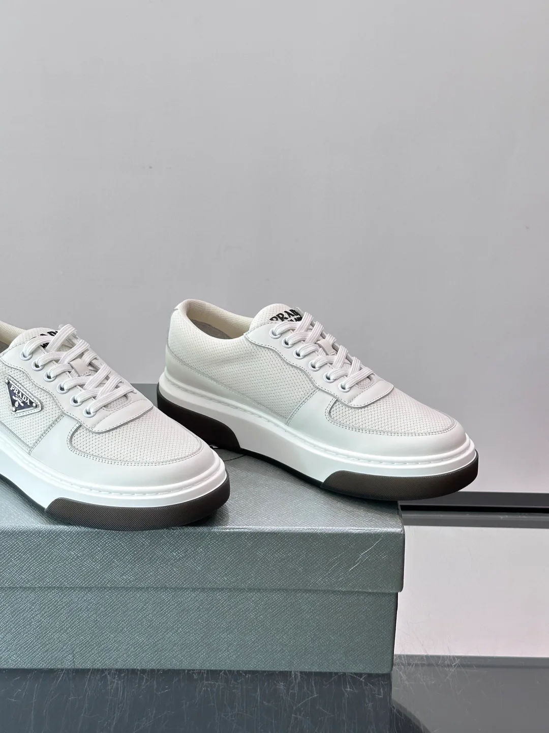 Кроссовки Мужские Prada 17913724