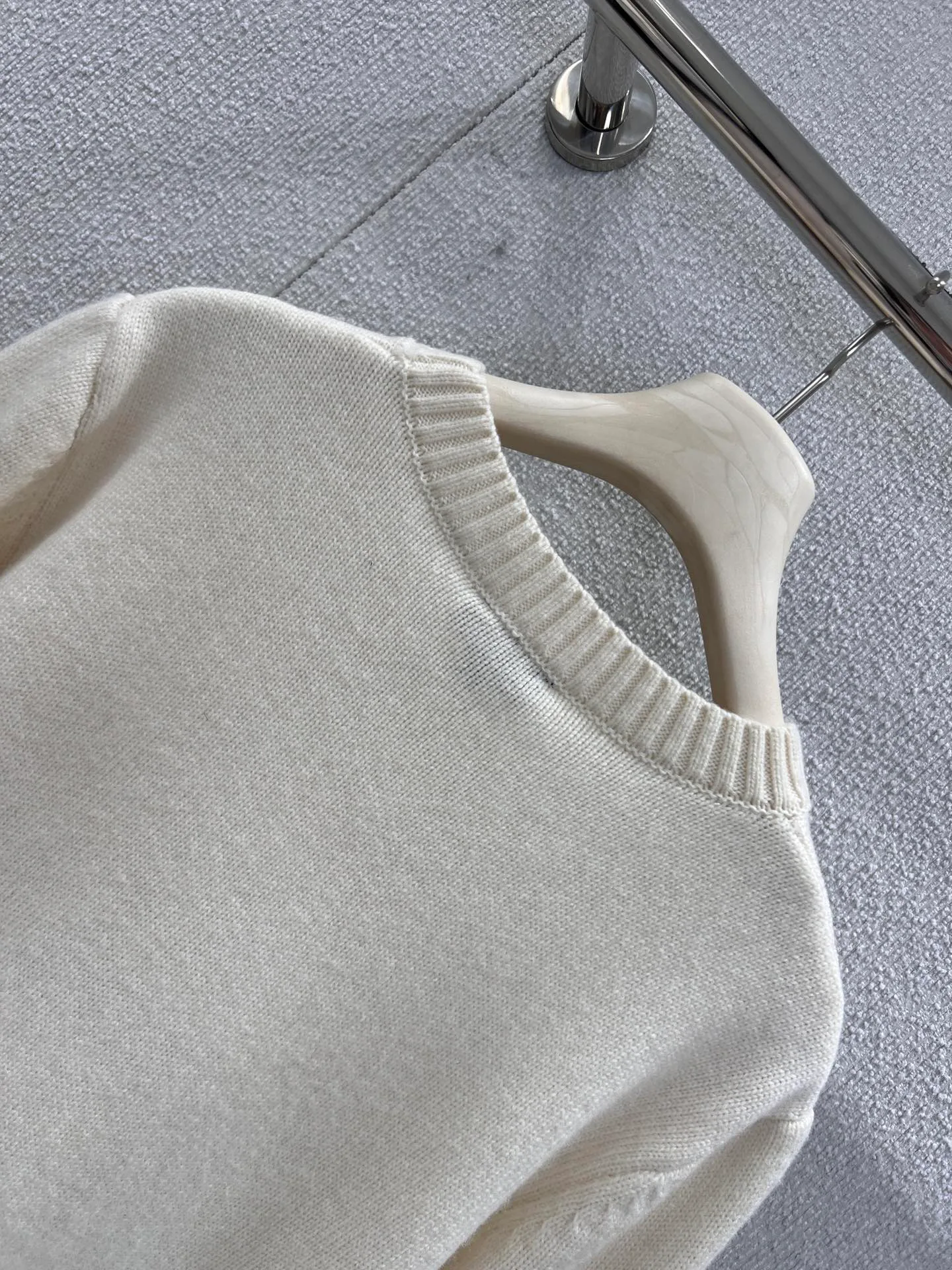 Джемперы И Свитеры Женские Chanel 1525014