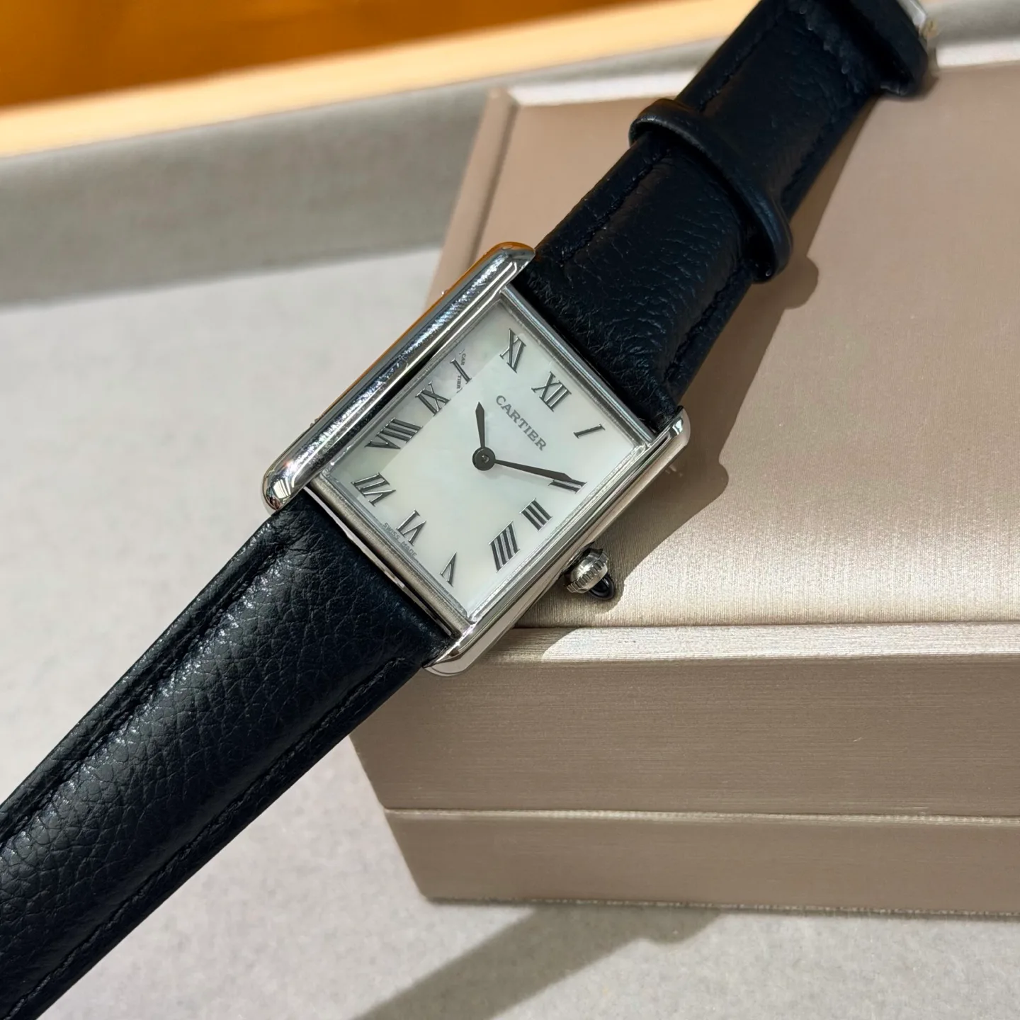 Часы Женские Cartier 18362048