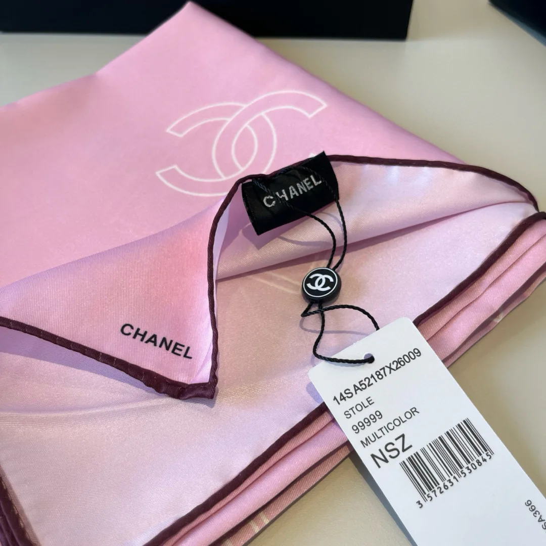 Платки Chanel 11362342