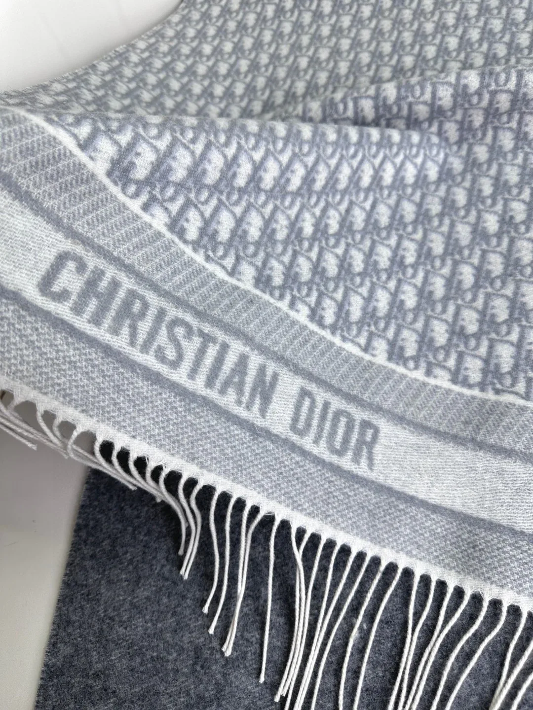 Шарфы Christian Dior 17911067