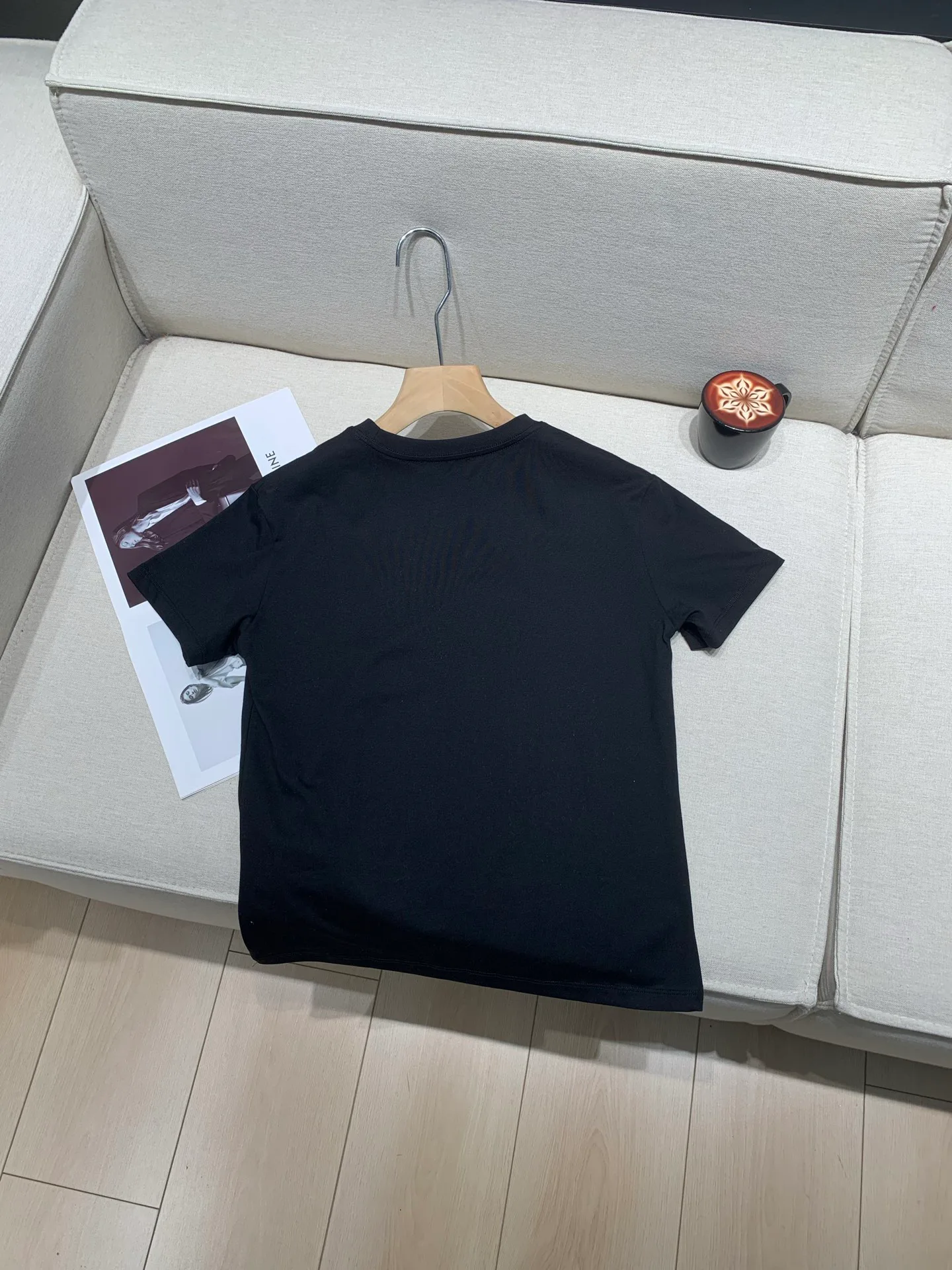 Футболки Женские Prada 6213927
