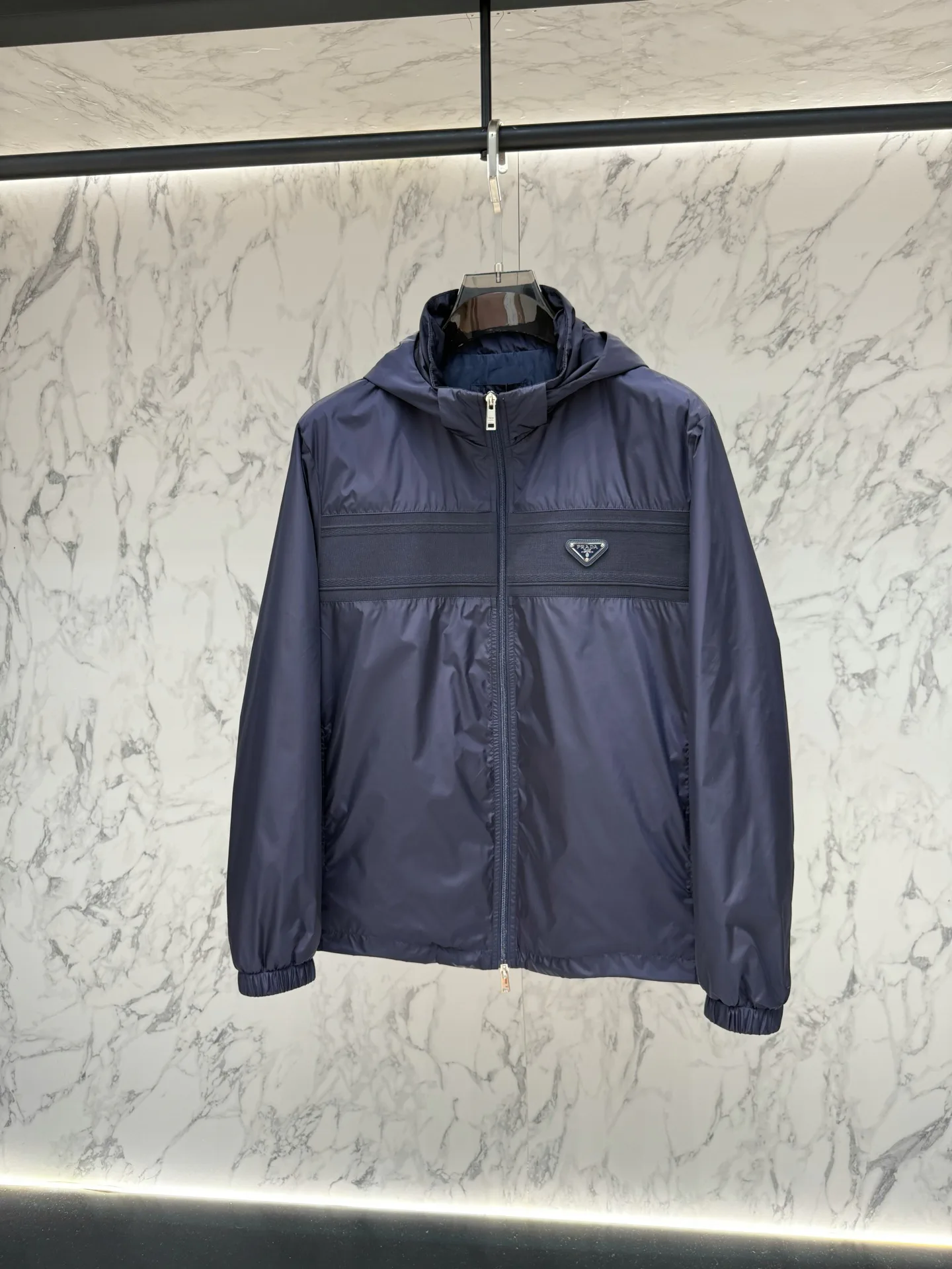Куртки И Пуховики Женские Prada 18178422