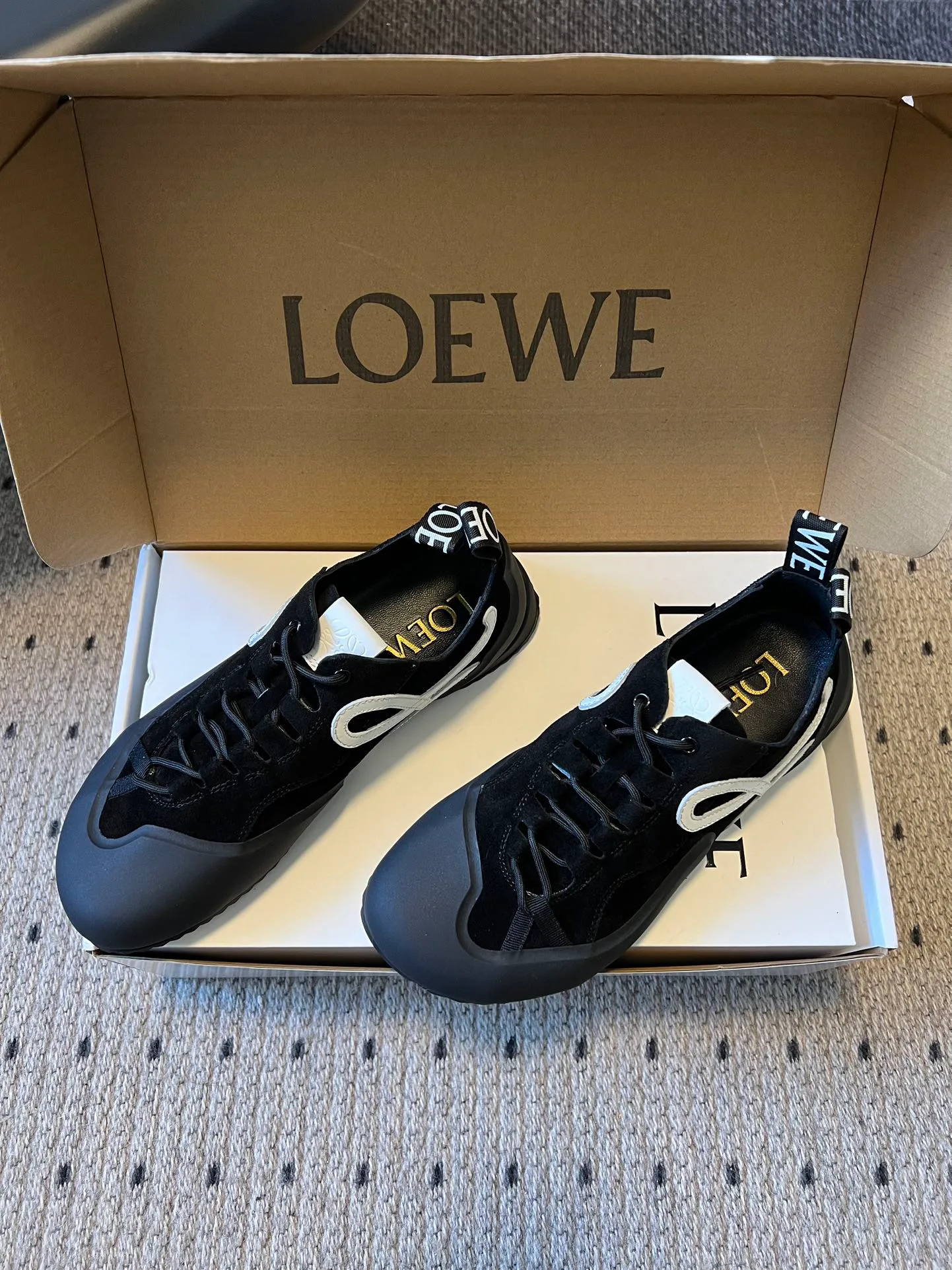 Кроссовки Женские Loewe 1618176