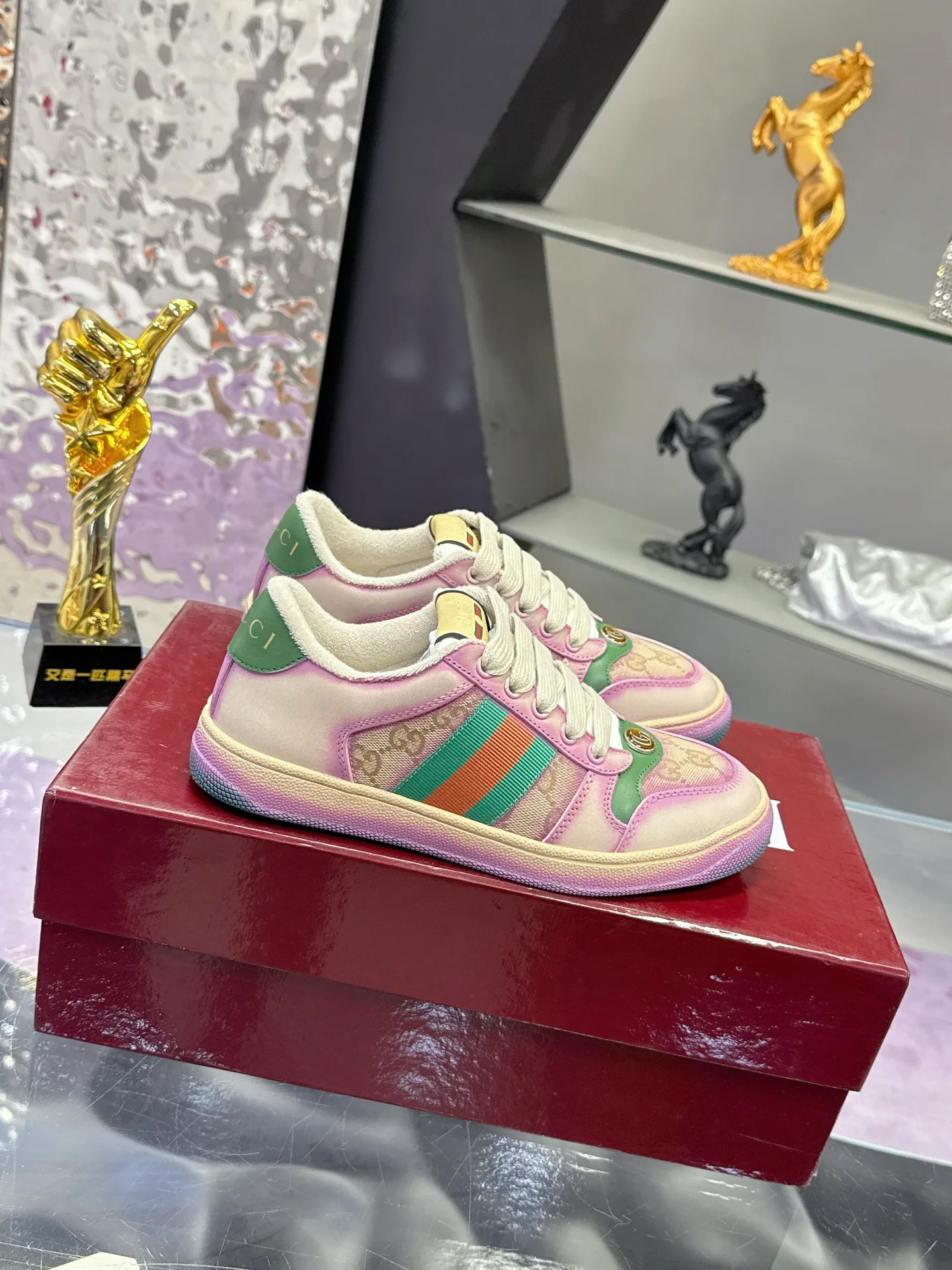 Кроссовки Женские Gucci 17530443