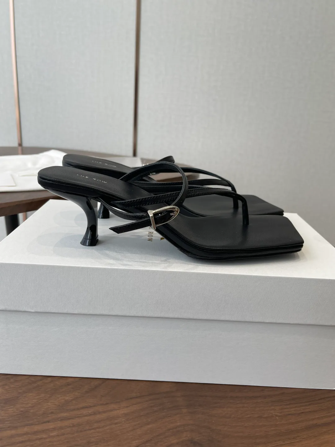 Босоножки Женские The Row 11966321