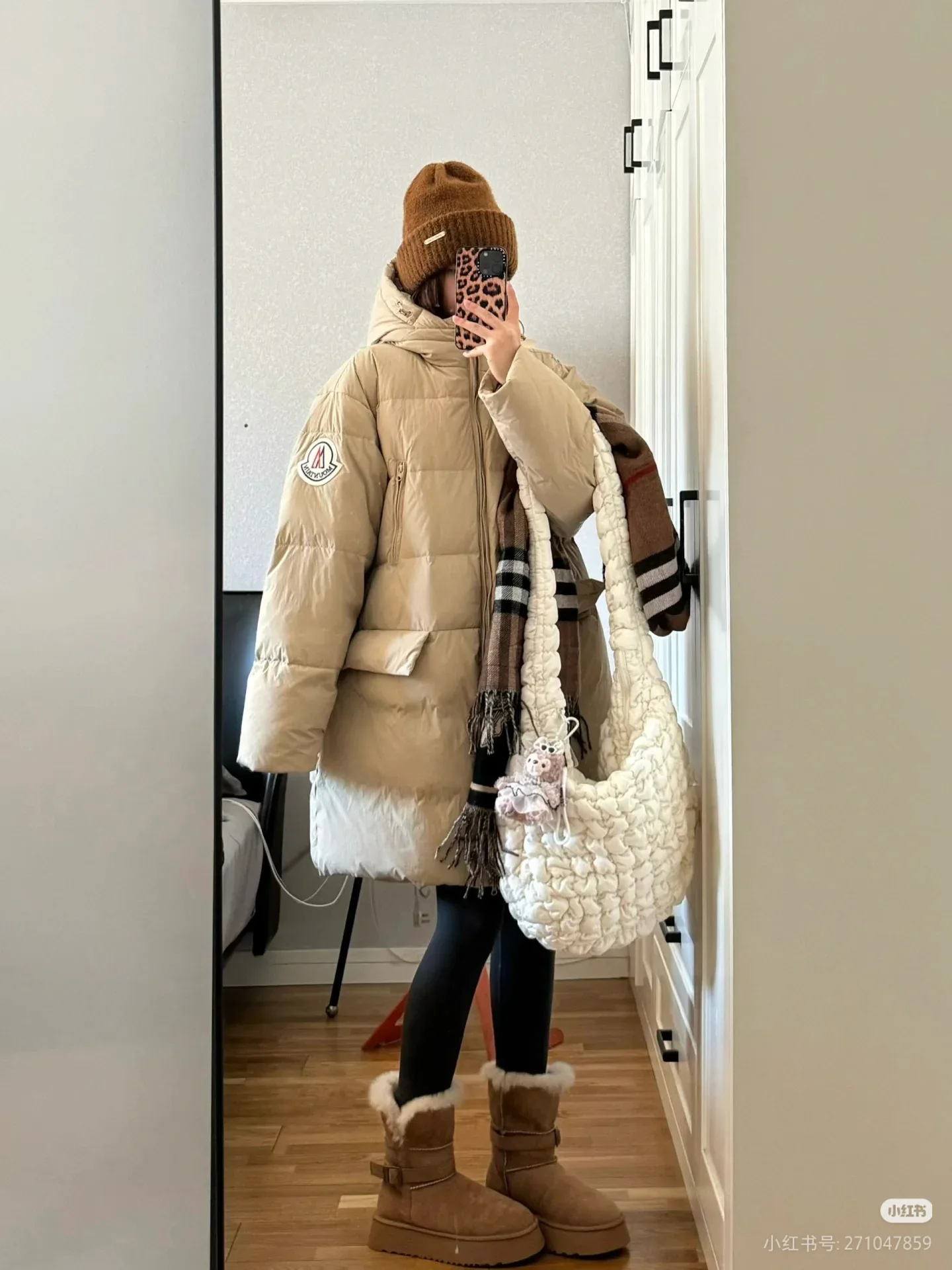 Куртки И Пуховики Женские Moncler 18044441