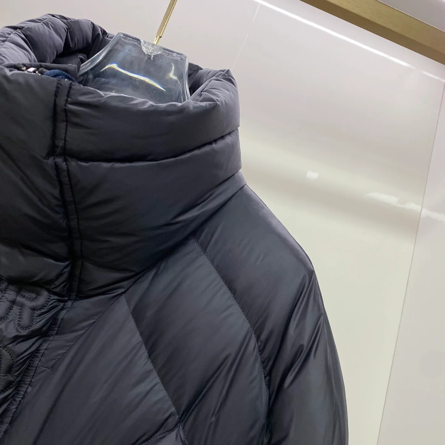 Куртки И Пуховики Мужские Moncler 1129755