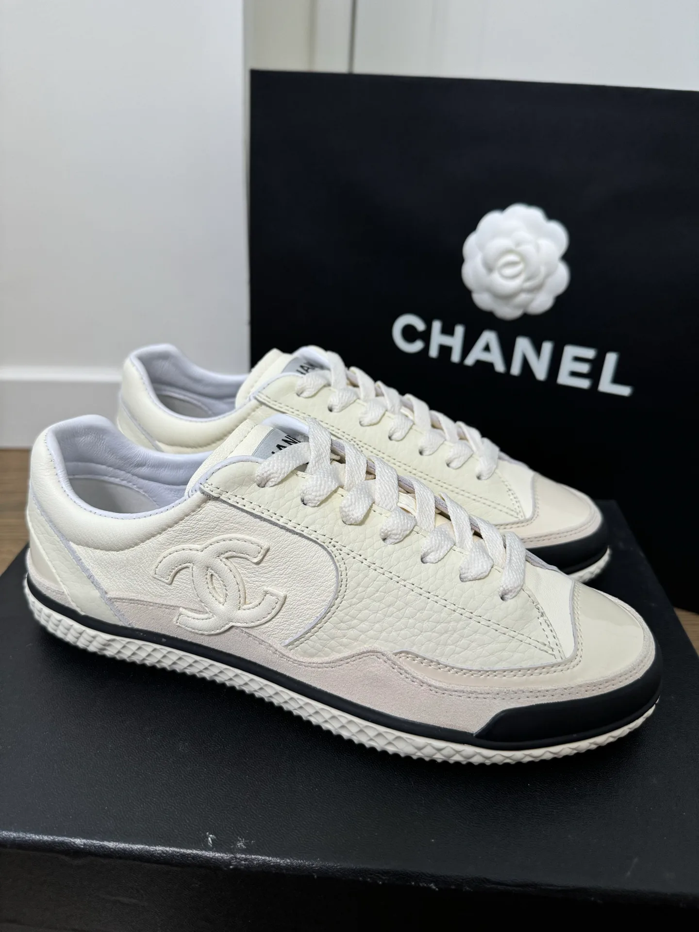 Кроссовки Женские Chanel 11213669