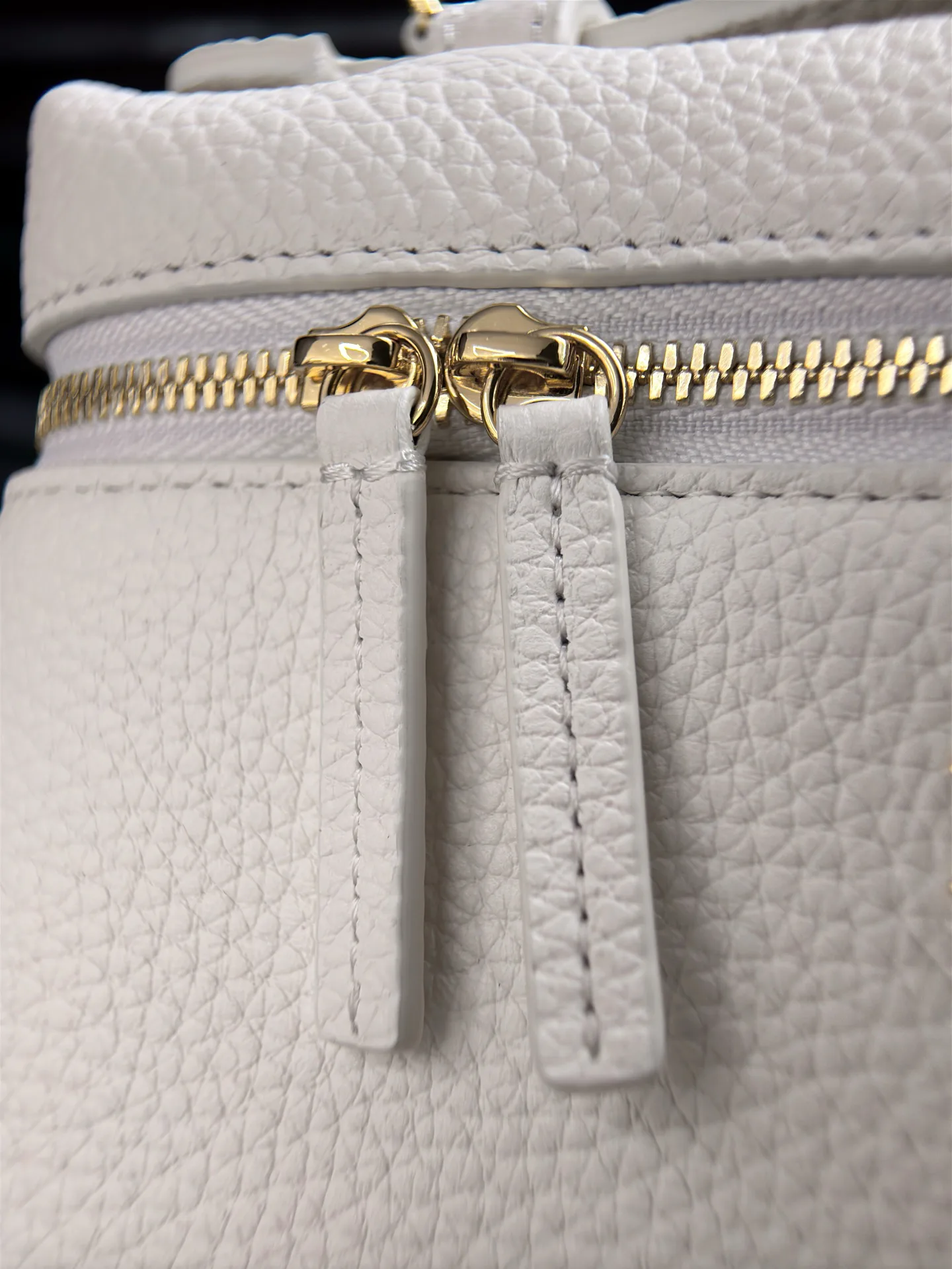 Классические Сумки Женские Chanel 17698902