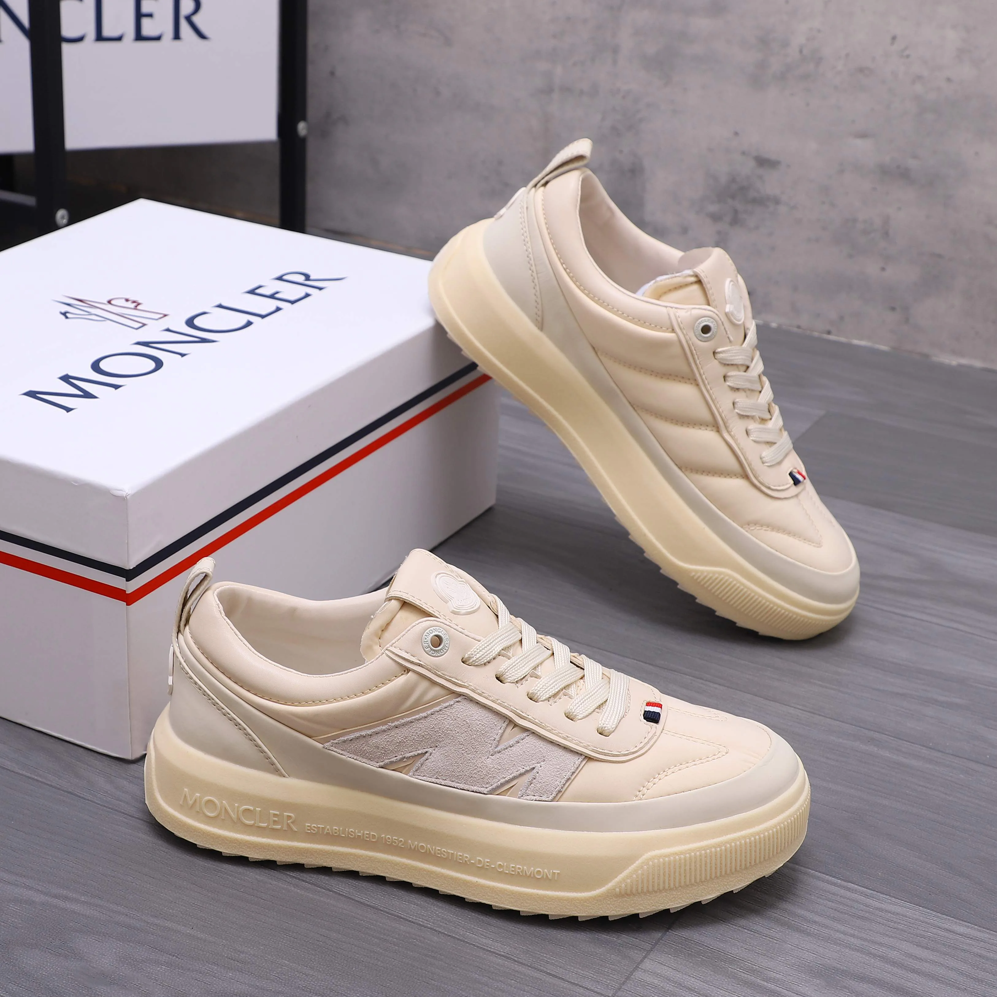 Кроссовки Женские Moncler 10199656