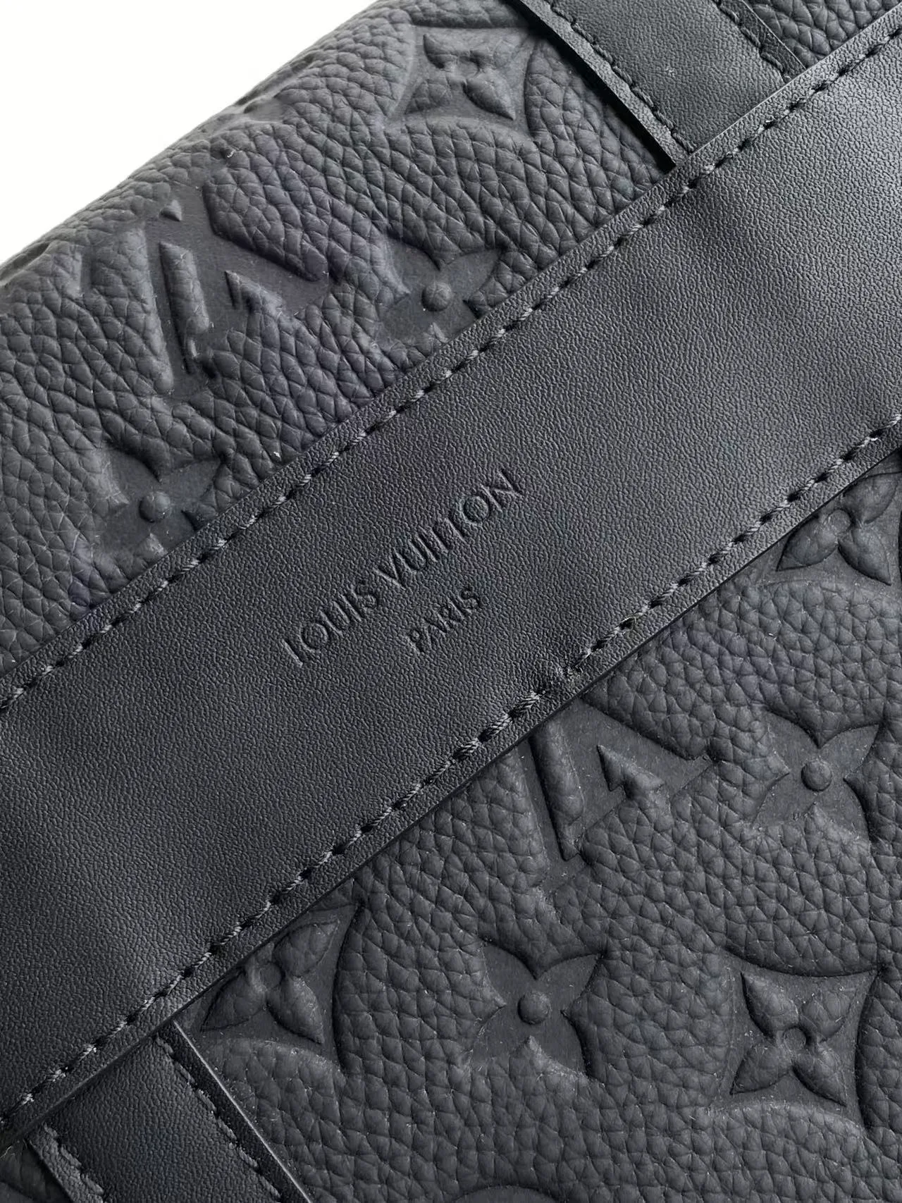 Сумки На Ремне Женские Louis Vuitton 11872279