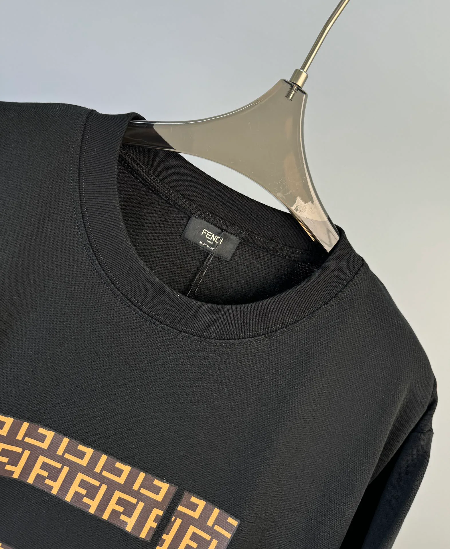 Футболки Женские Fendi 5910