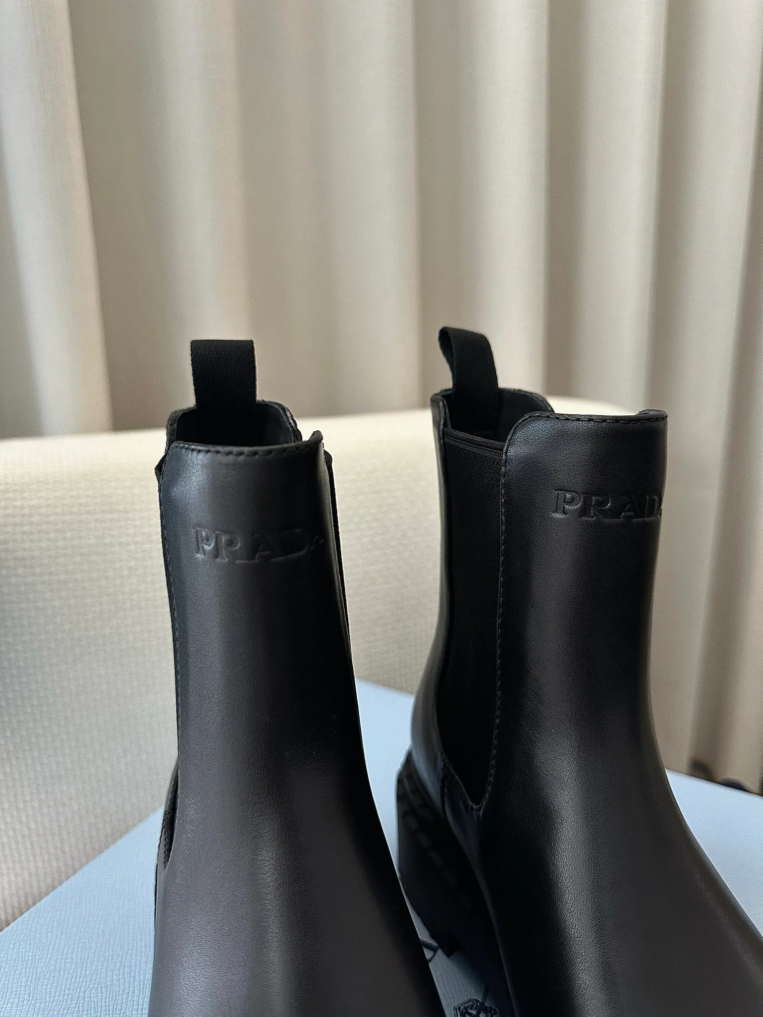 Ботинки Женские Prada 18164598