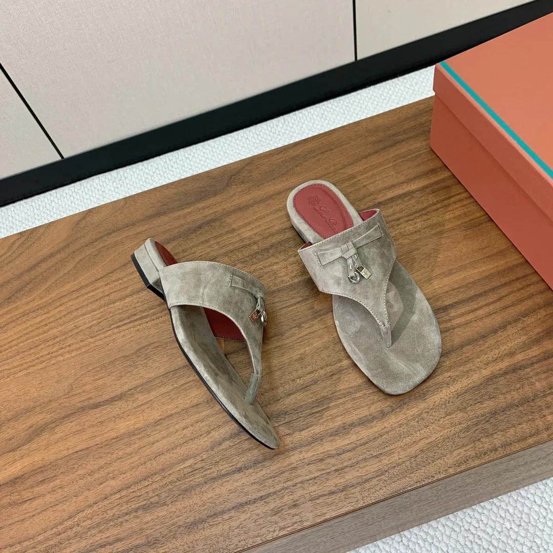 Шлепанцы Женские Loro Piana 11696465