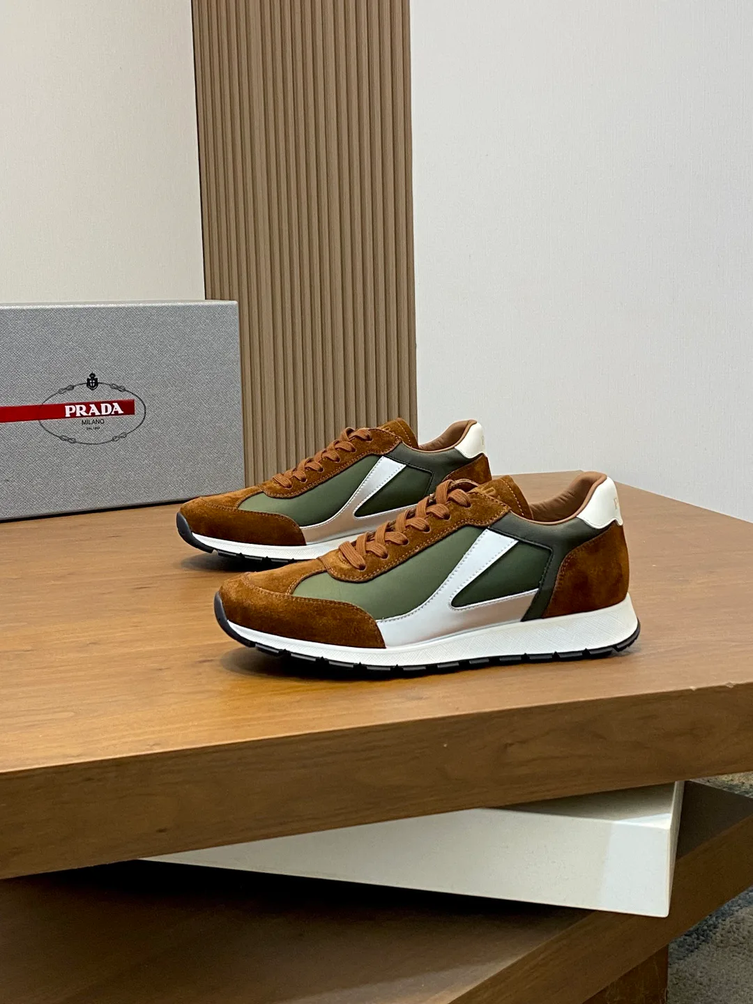 Кроссовки Мужские Prada 270112