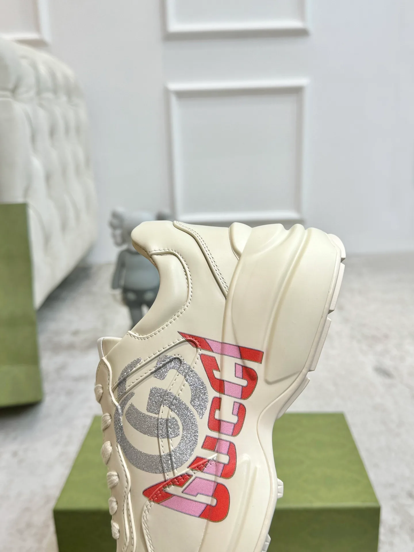 Кроссовки Женские Gucci 375859