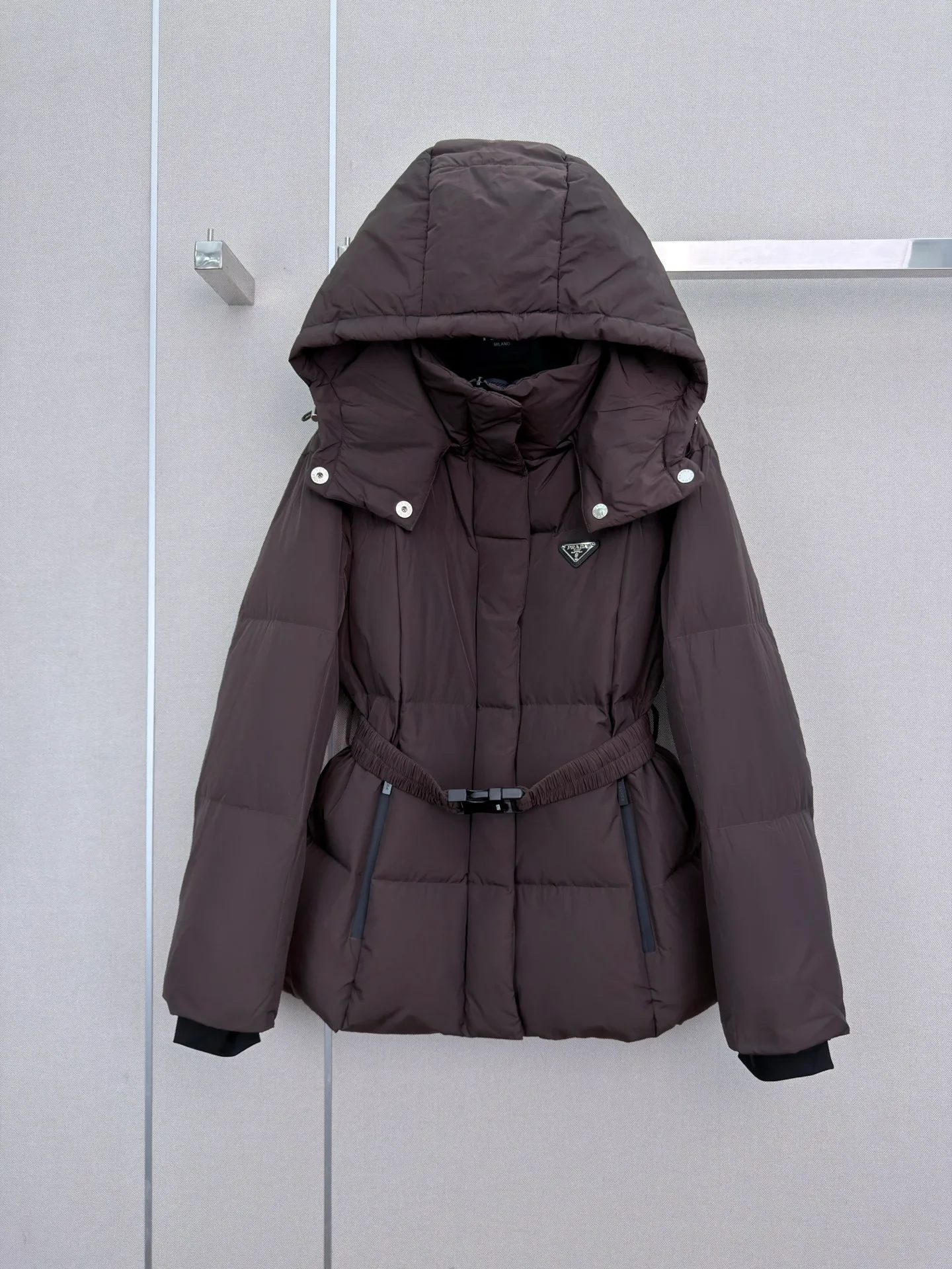 Куртки И Пуховики Женские Prada 18407966