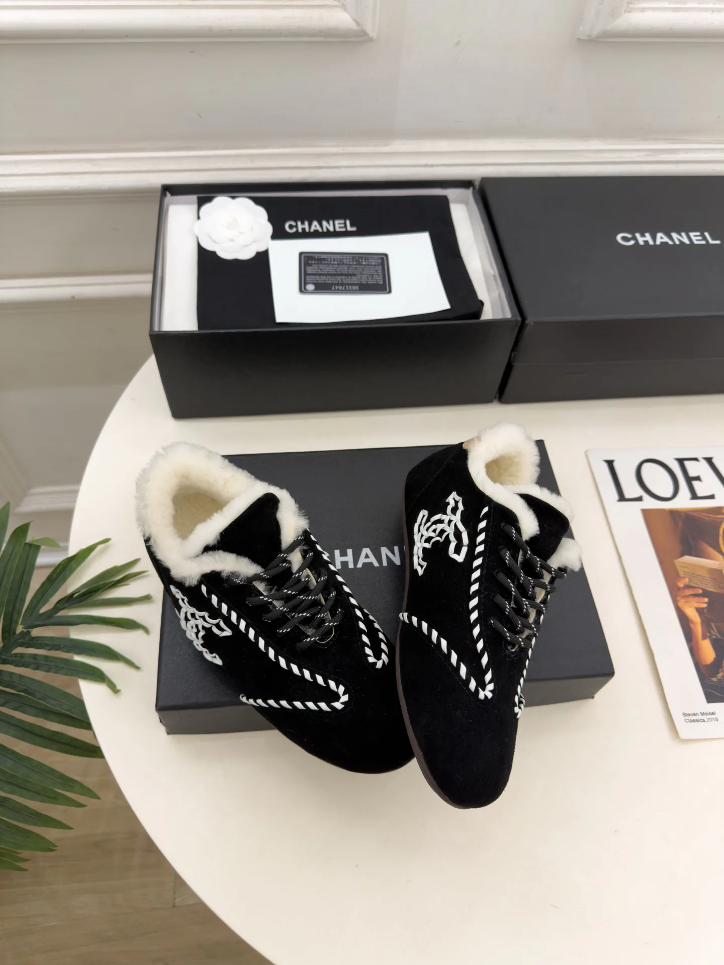 Кроссовки Женские Chanel 18998298