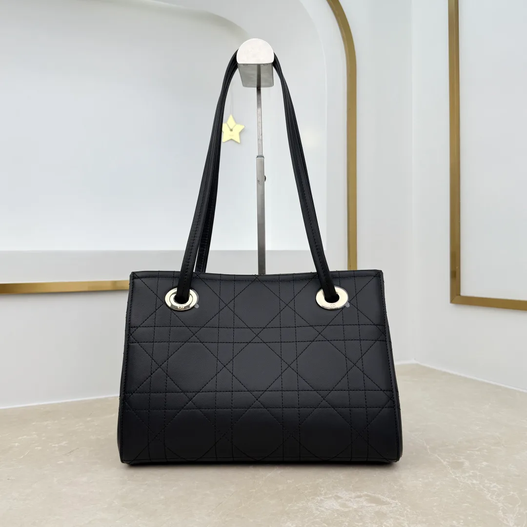 Классические Сумки Женские Christian Dior 18187821