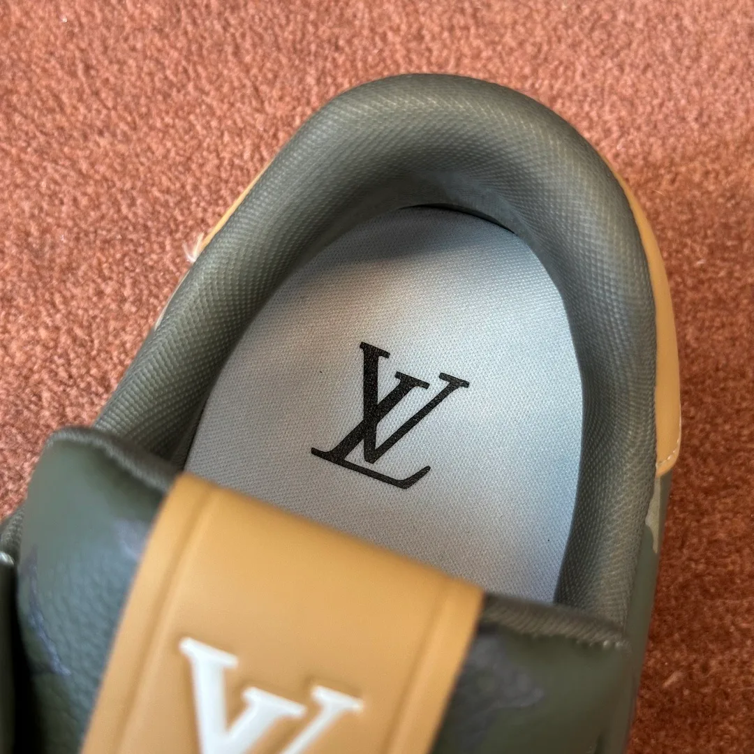 Кроссовки Мужские Louis Vuitton 18039933