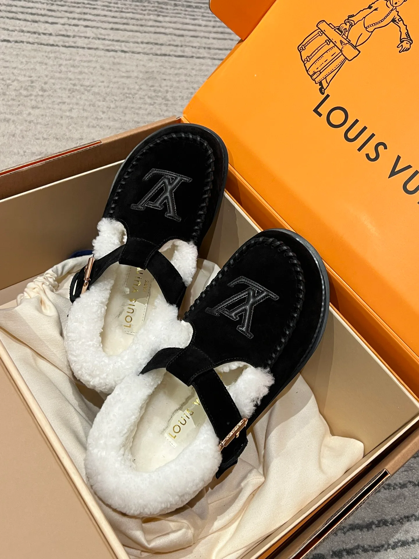 Мюли И Сабо Женские Louis Vuitton 394022