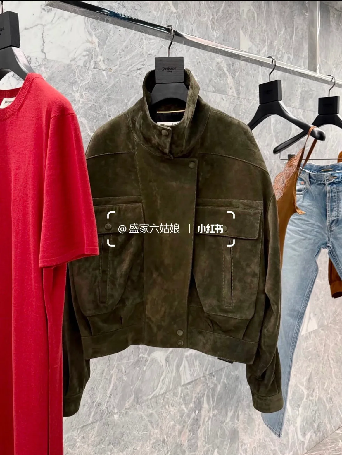 Кожаные Куртки И Дублёнки Женские Saint Laurent 18523557