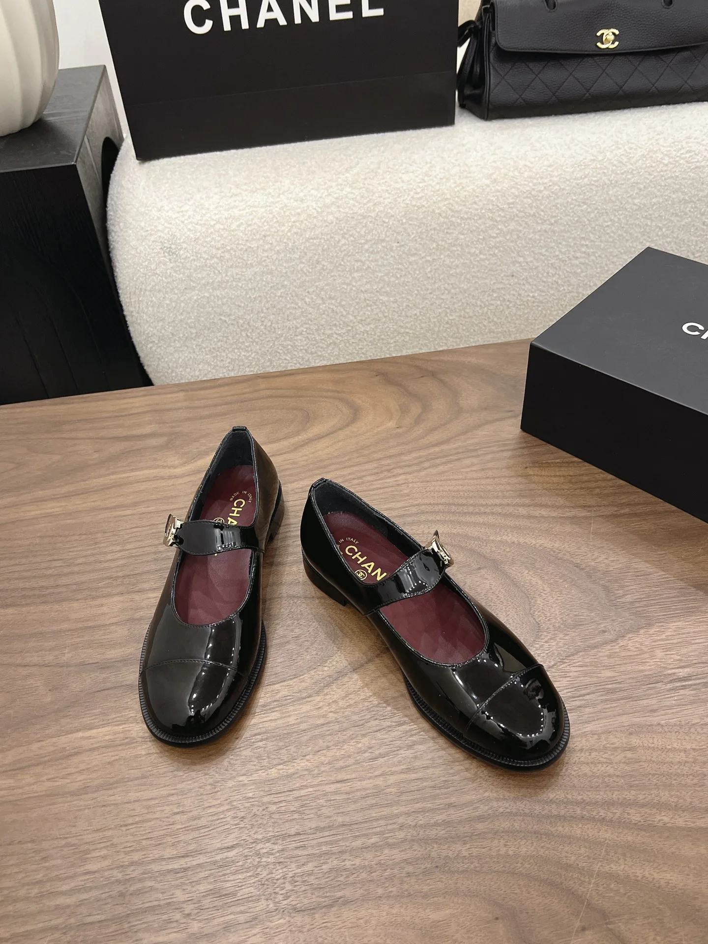 Туфли Женские Chanel 17342633