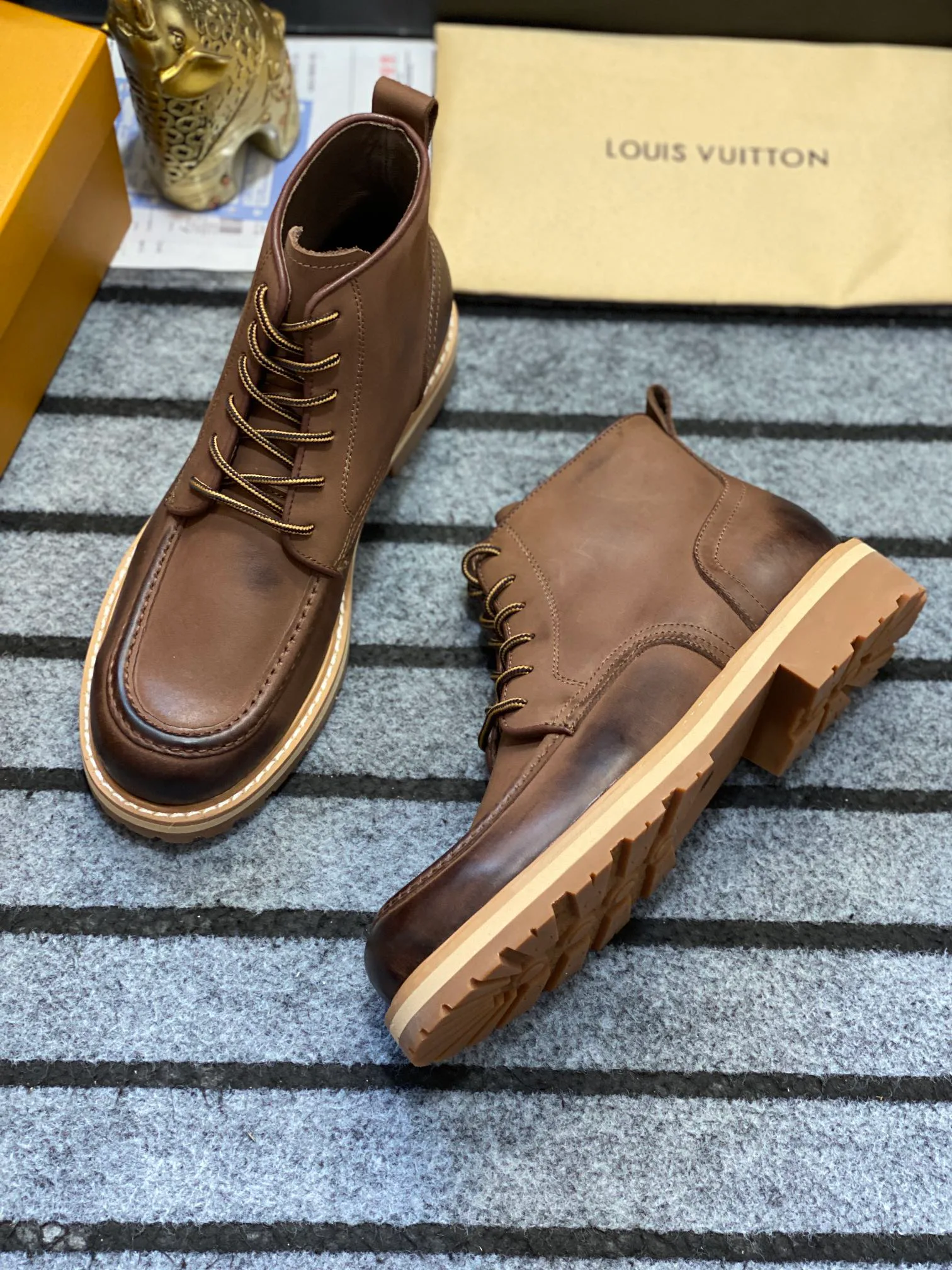 Ботинки Мужские Louis Vuitton 261122