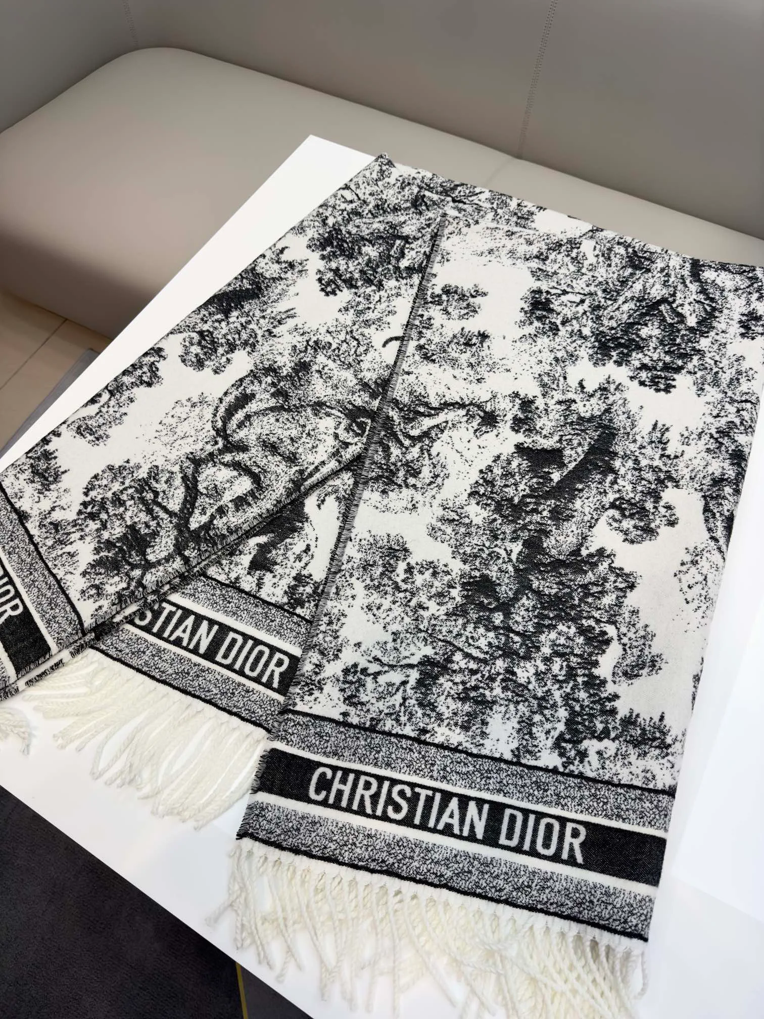 Шарфы Christian Dior 1133