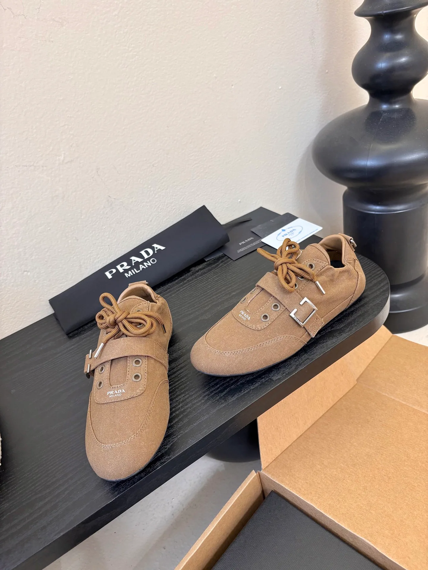 Кроссовки Женские Prada 625158