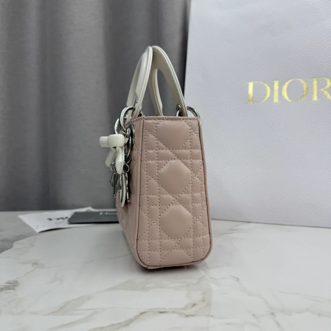 Классические Сумки Женские Christian Dior 12594845