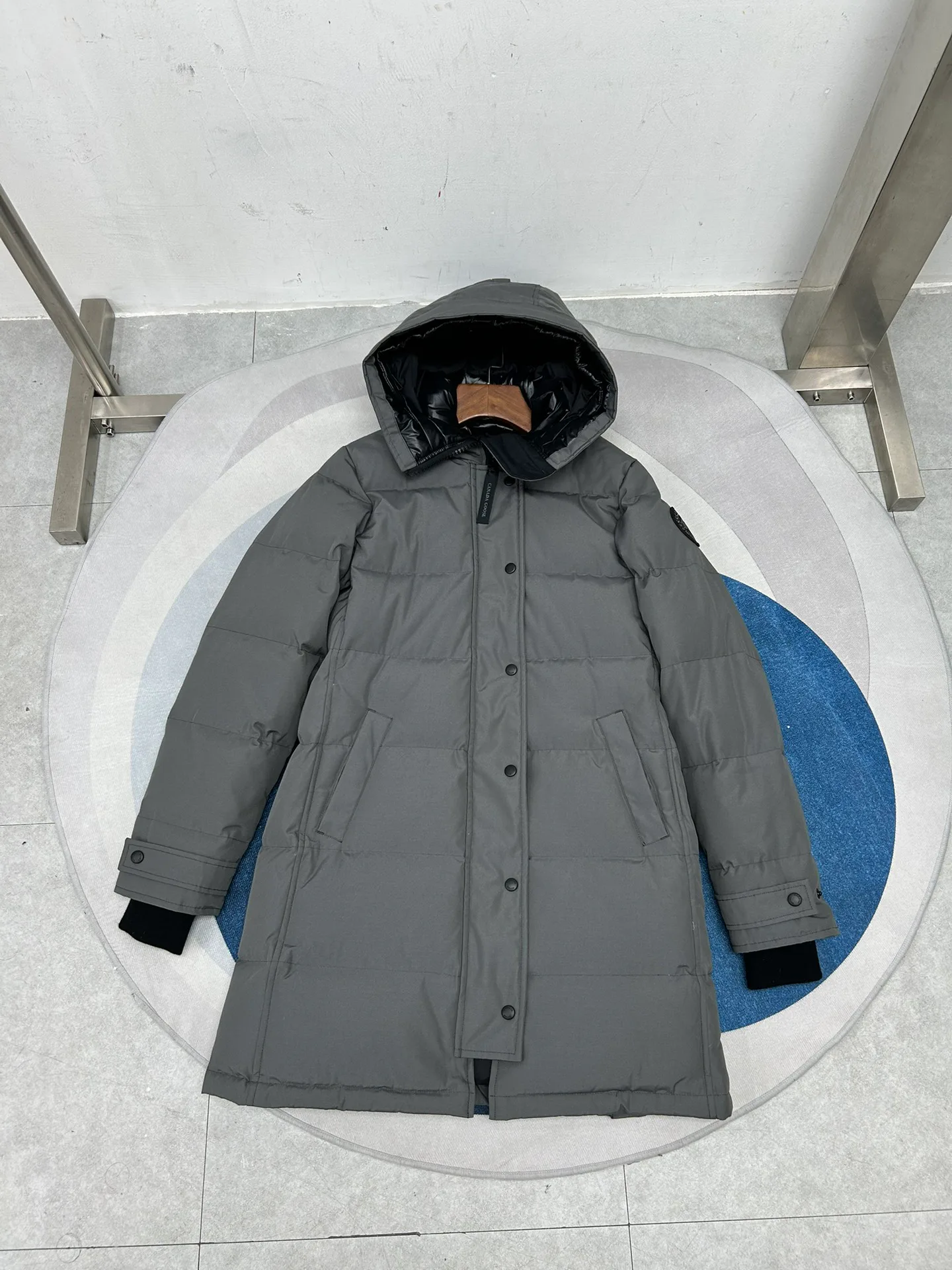 Пальто Женские Canada Goose 4825874