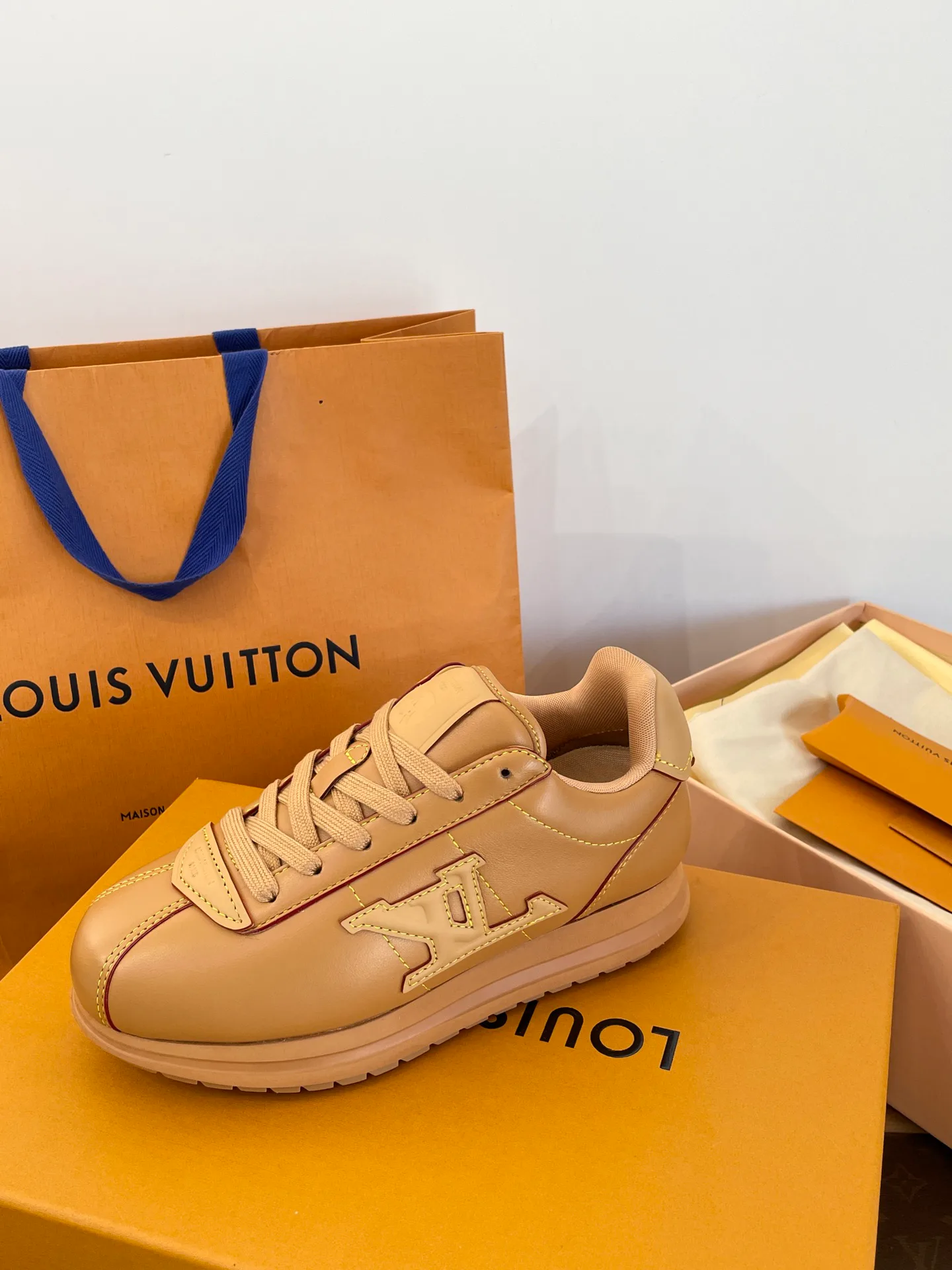 Кроссовки Женские Louis Vuitton 373999