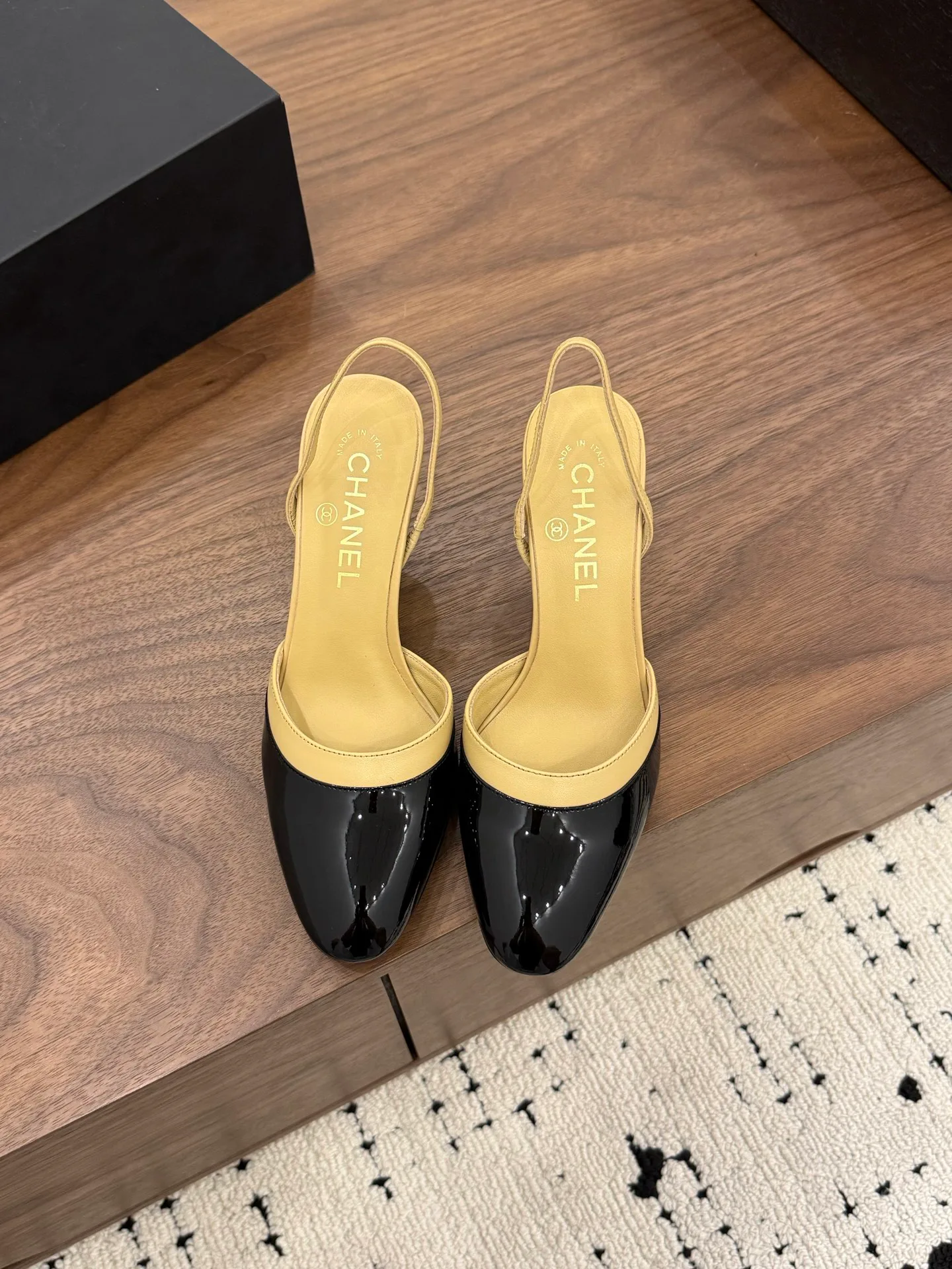 Босоножки Женские Chanel 11669476