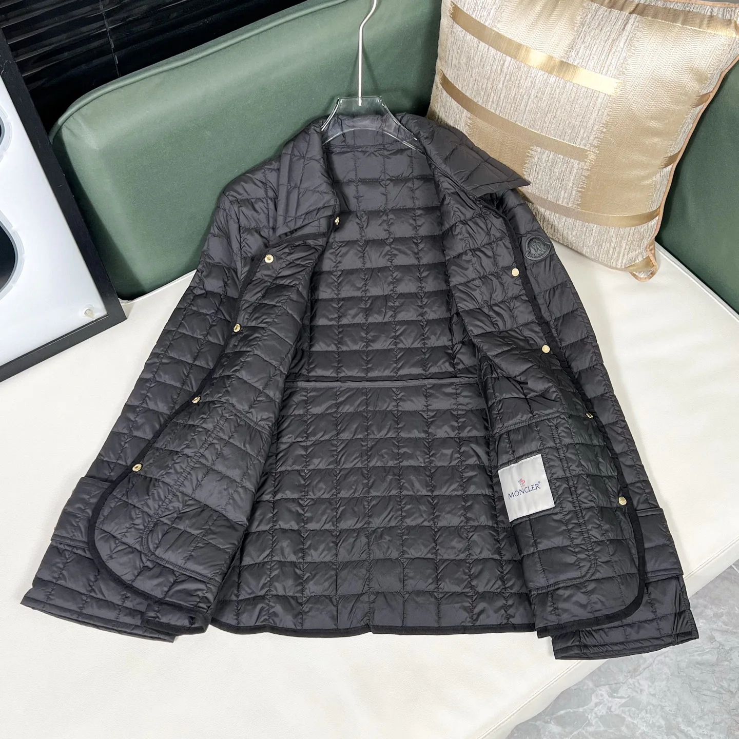 Куртки И Пуховики Женские Moncler 19116417