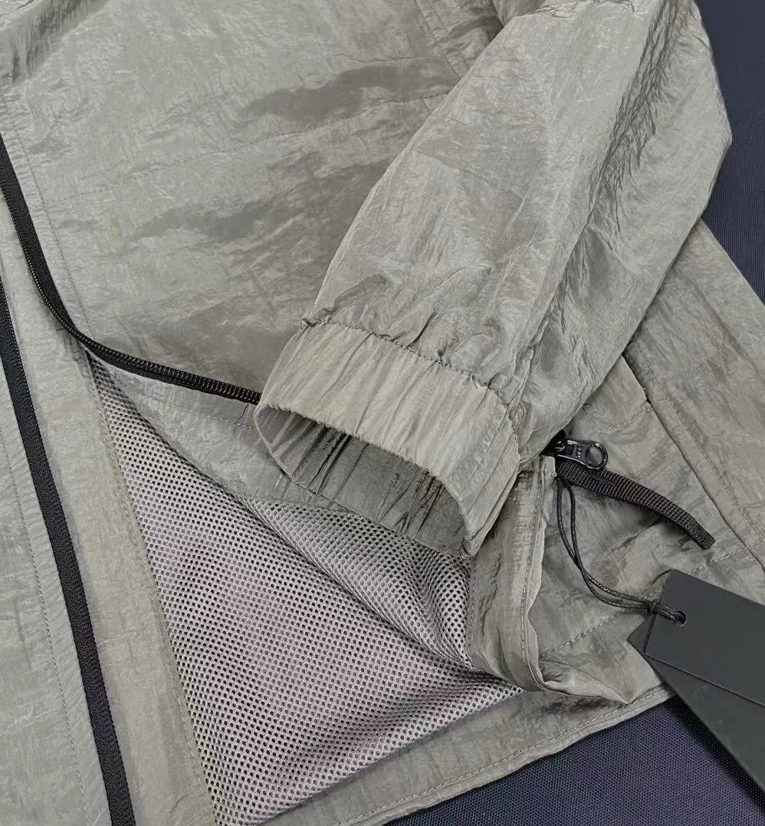 Куртки И Пуховики Женские Stone Island 12961266