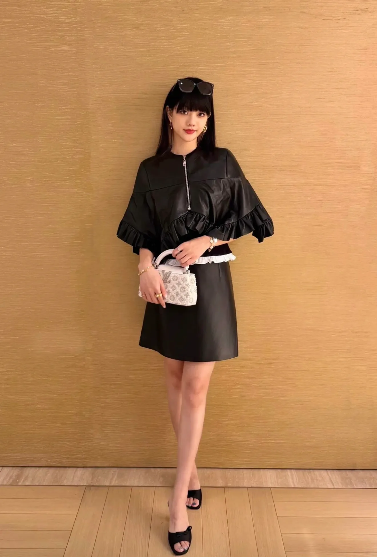 Кожаные Куртки И Дублёнки Женские Louis Vuitton 17999055