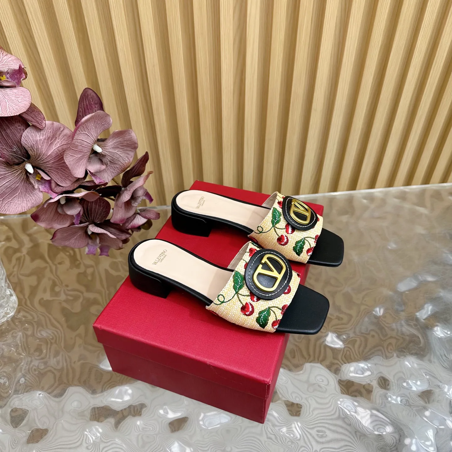 Шлепанцы Женские Valentino 31993