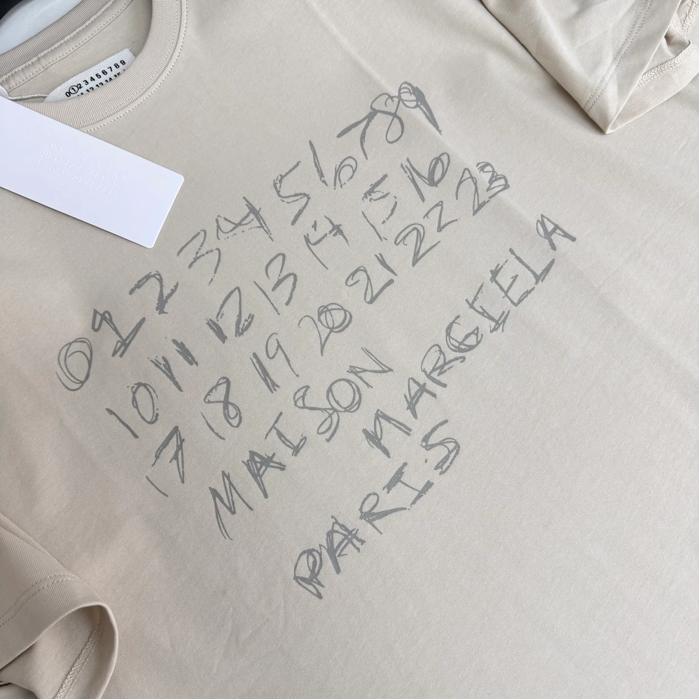 Футболки Женские Maison Margiela 11682526