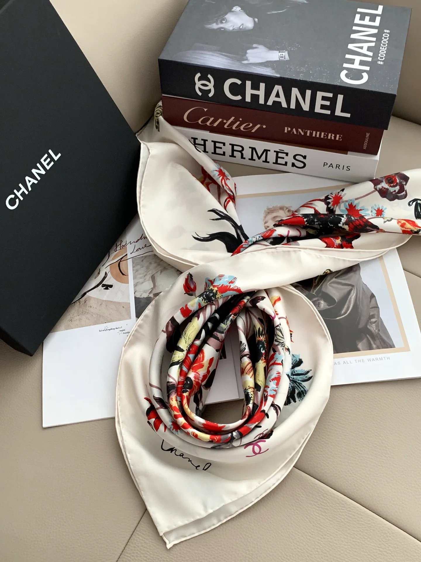 Платки Chanel 18675535