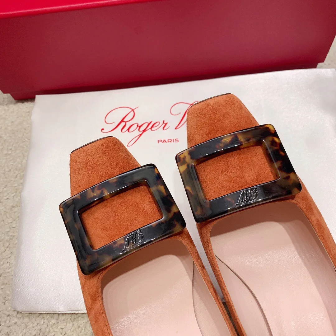 Туфли Женские Roger Vivier 17550730
