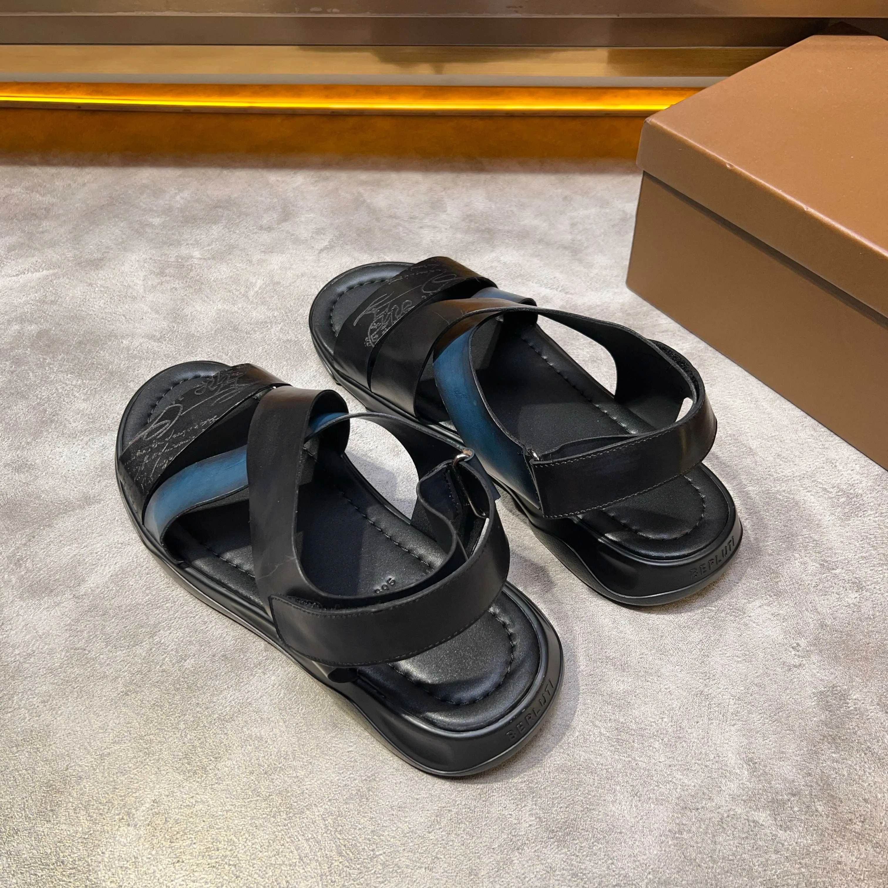 Шлепанцы Мужские Berluti 19390