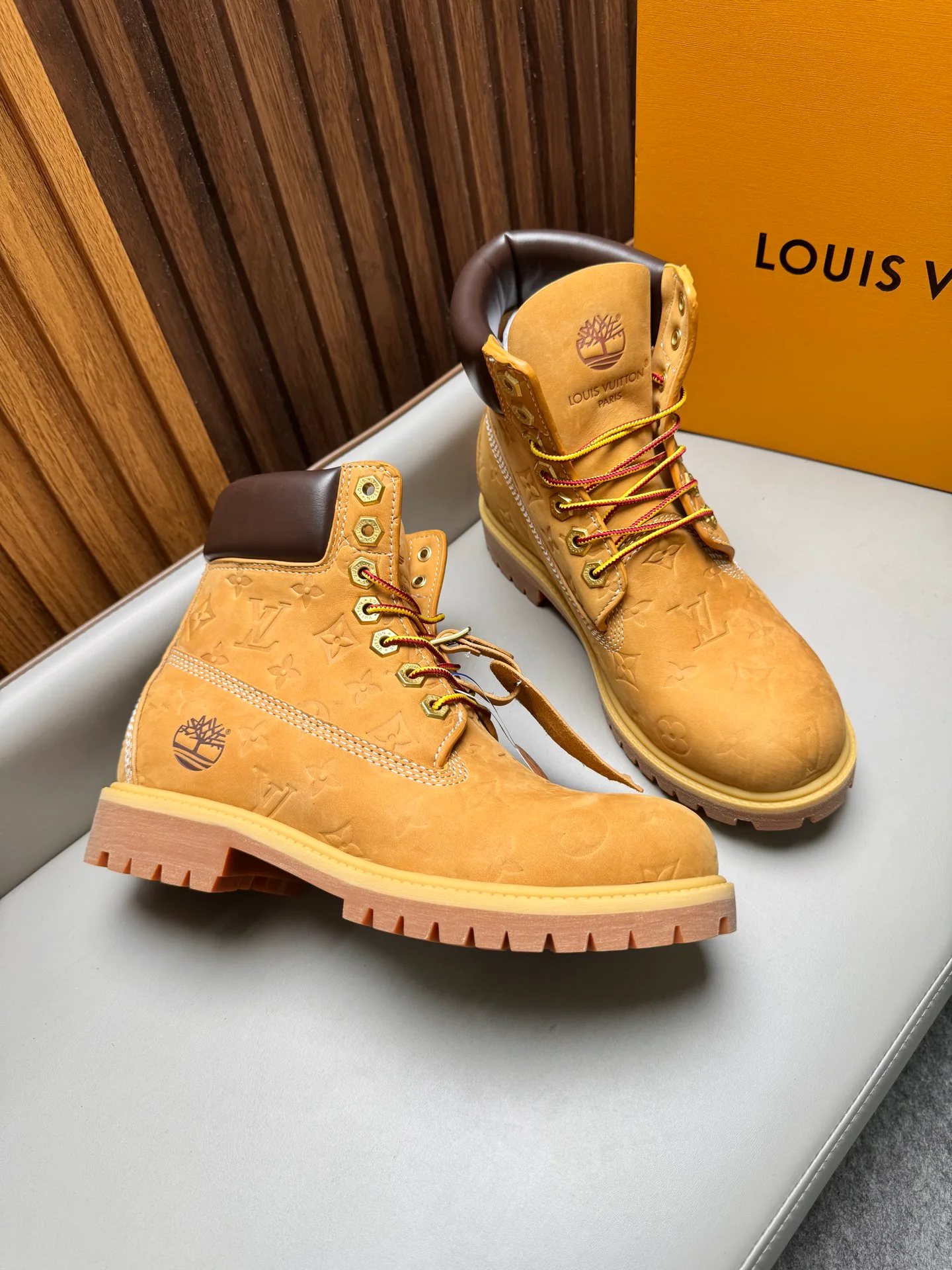 Ботинки Мужские Louis Vuitton 18367830