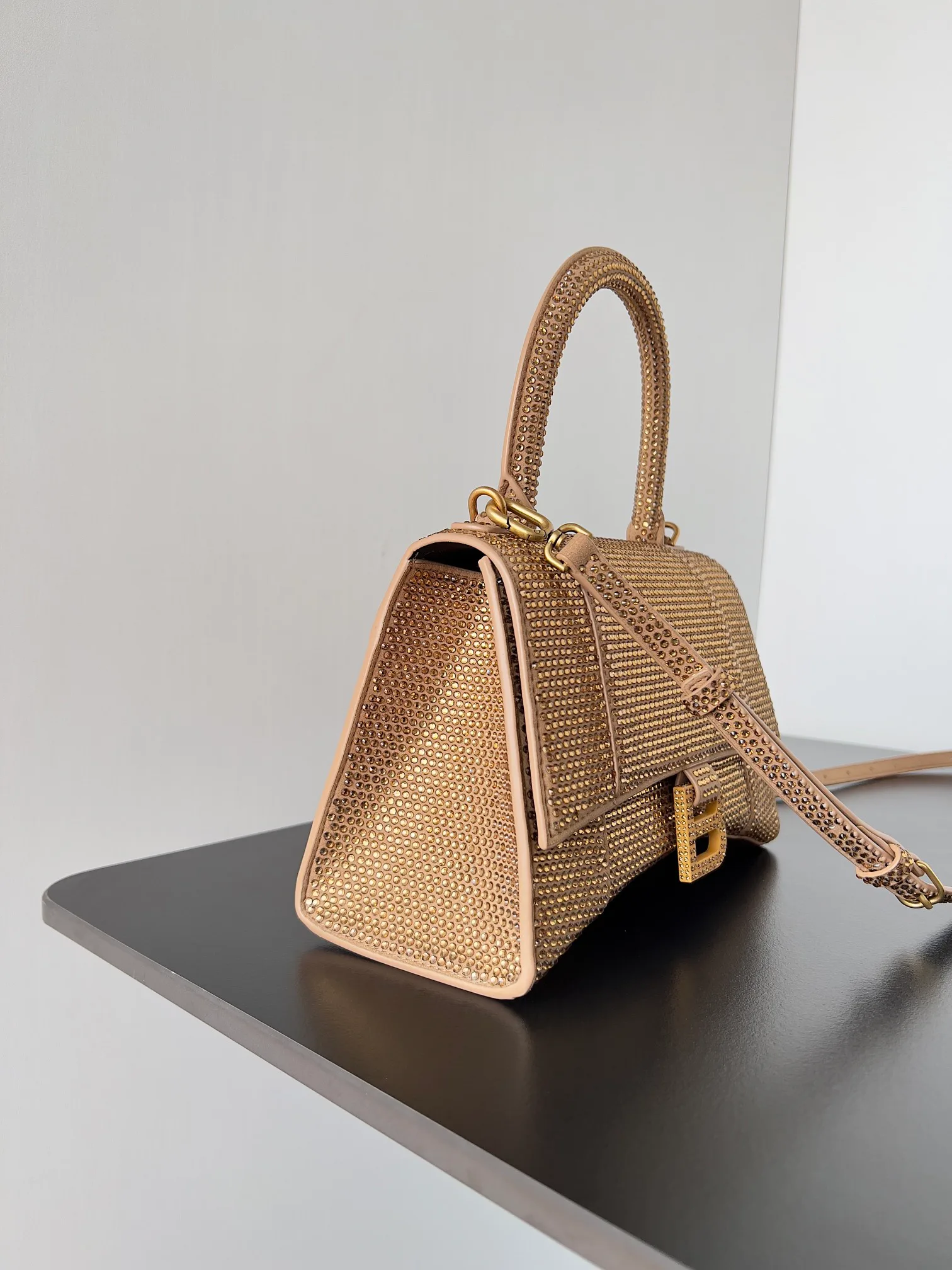 Сумки На Ремне Женские Balenciaga 217820