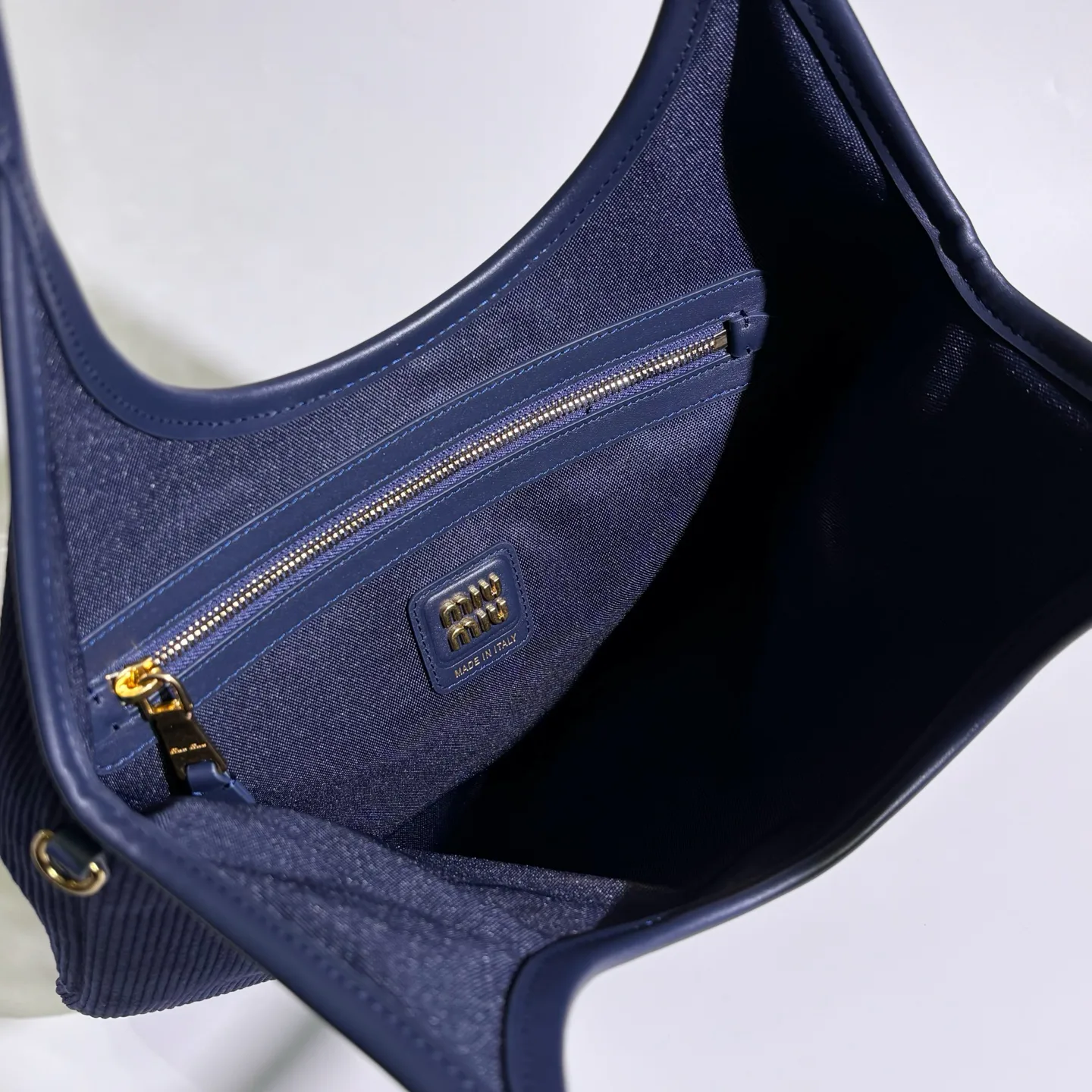 Классические Сумки Женские Miu Miu 10105224