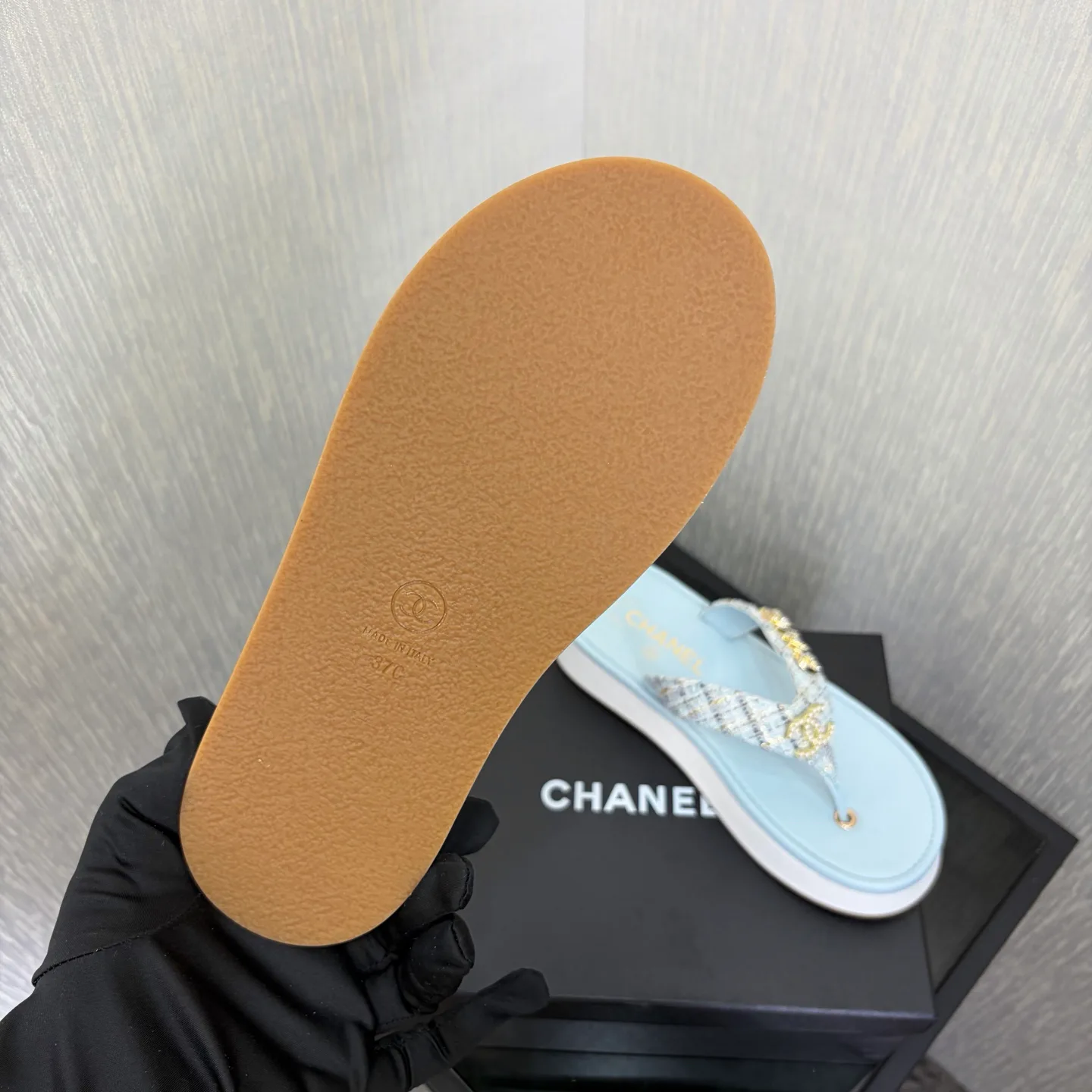 Шлепанцы Женские Chanel 13581879
