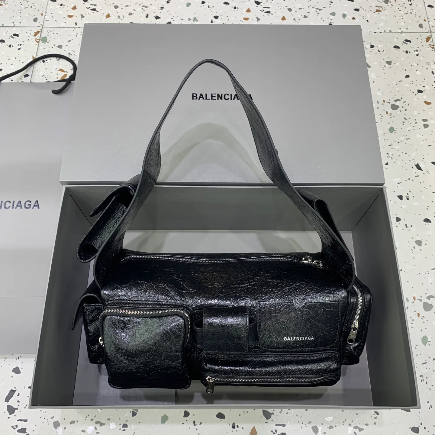 Классические Сумки Женские Balenciaga 18136076